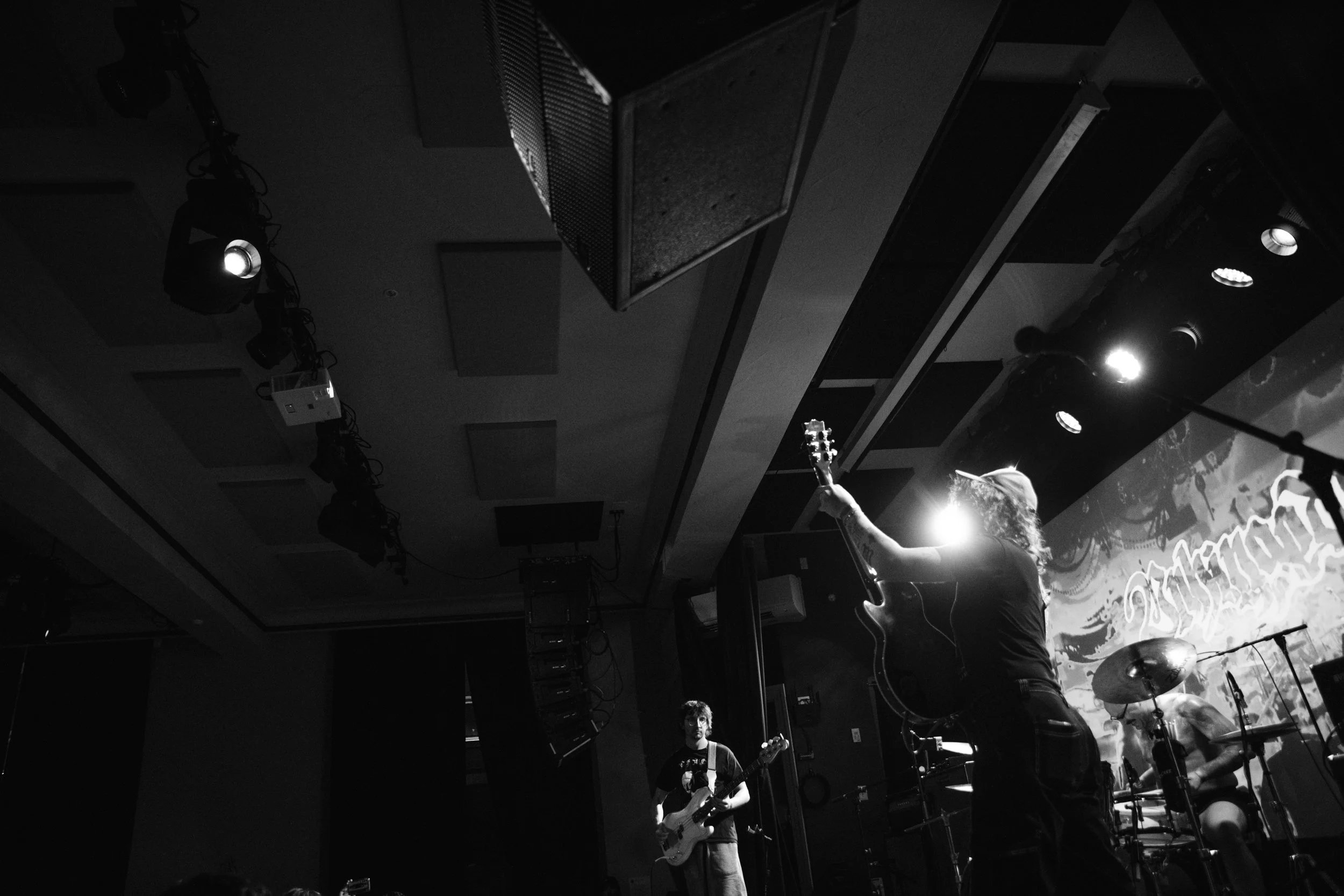 0826_unhinged_013.jpg