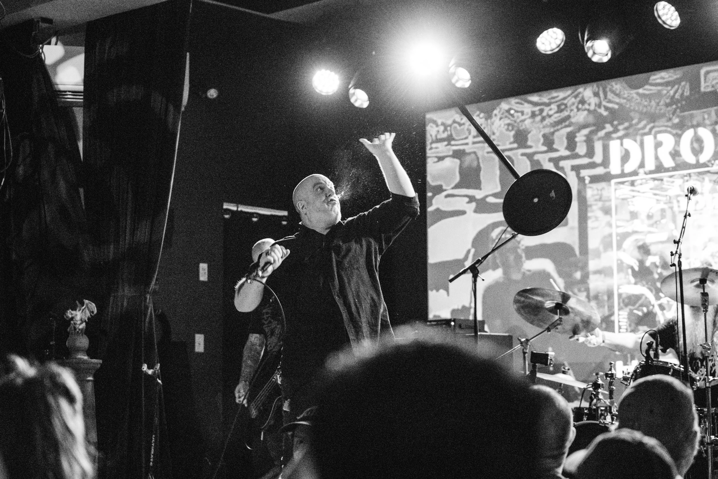 0826_dropdead_008.jpg