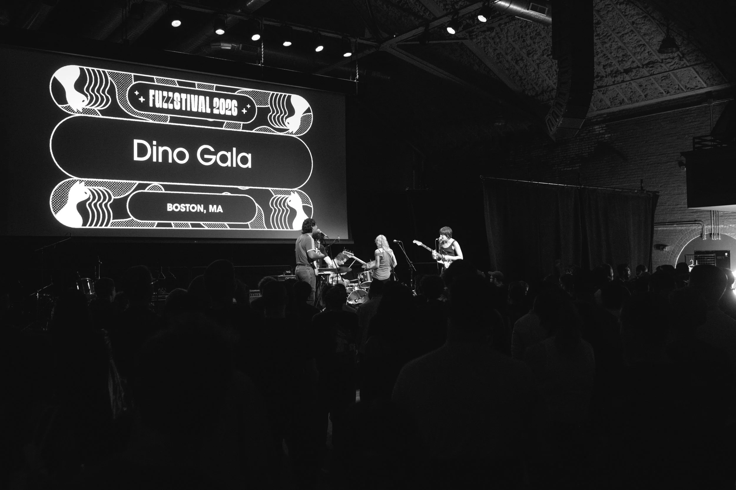 1026_dinogala_017.jpg