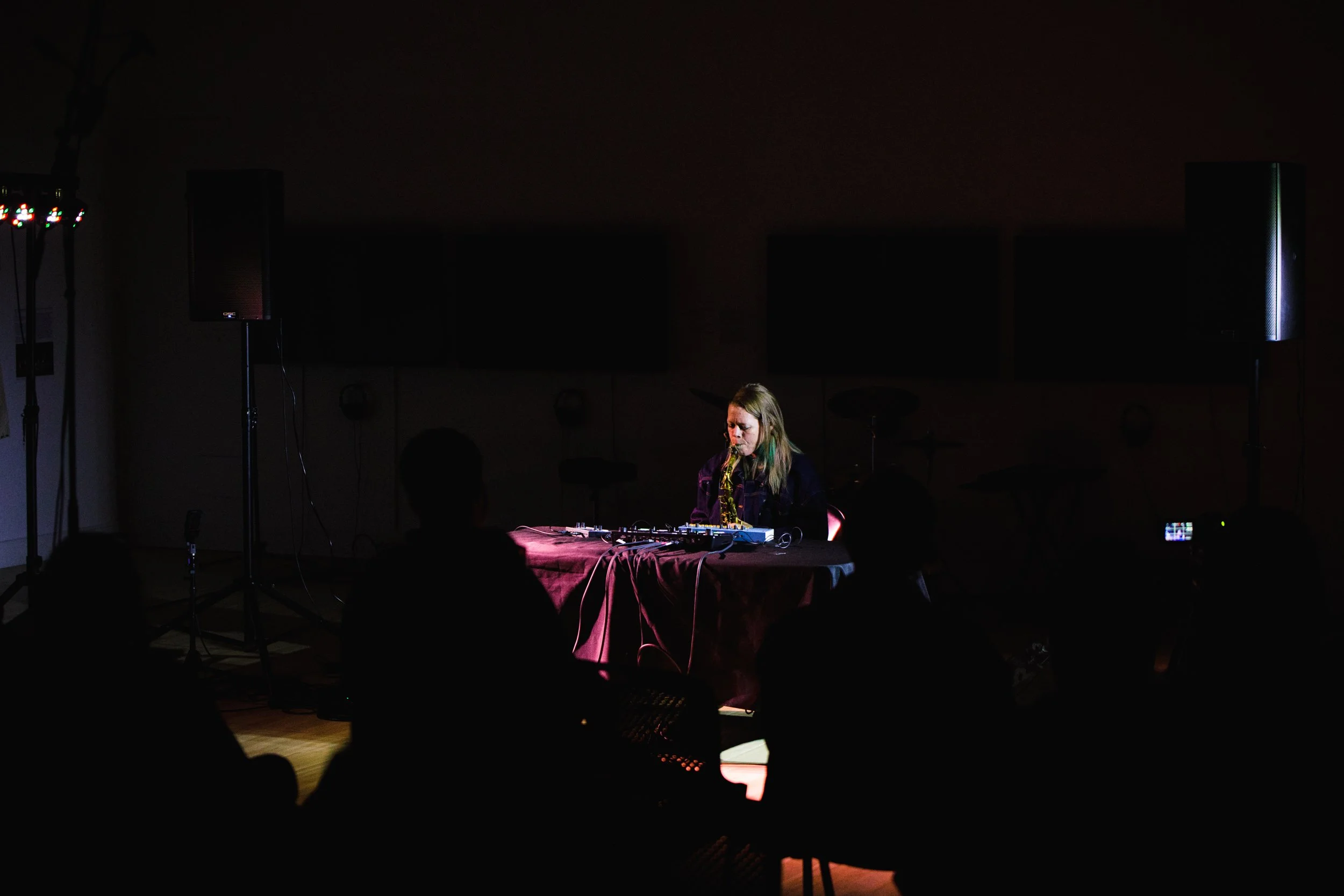 1026_carolinedavis_007.jpg