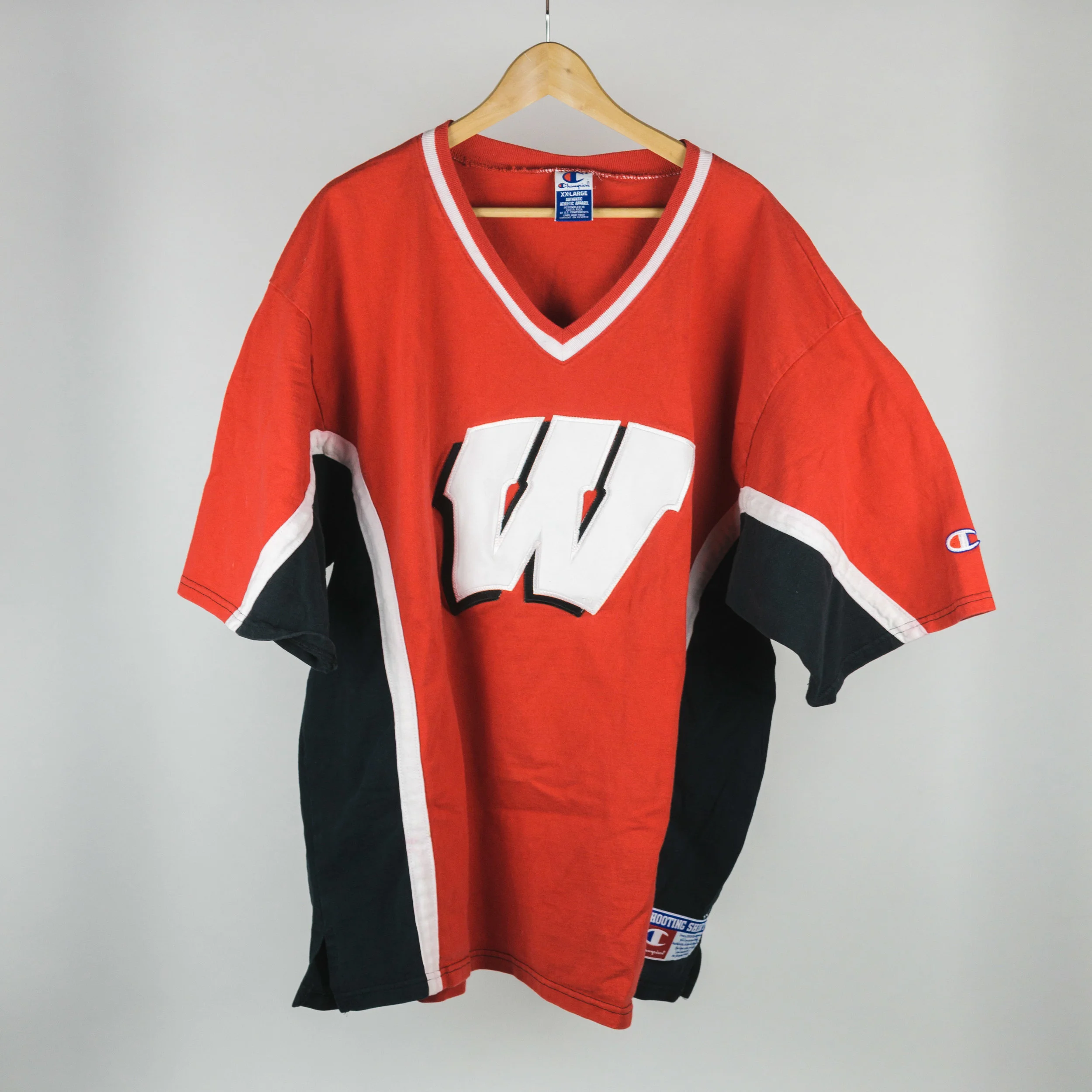 Sz 2XL Vintage Champion Univ. of Wisconsin Shooting Shirt