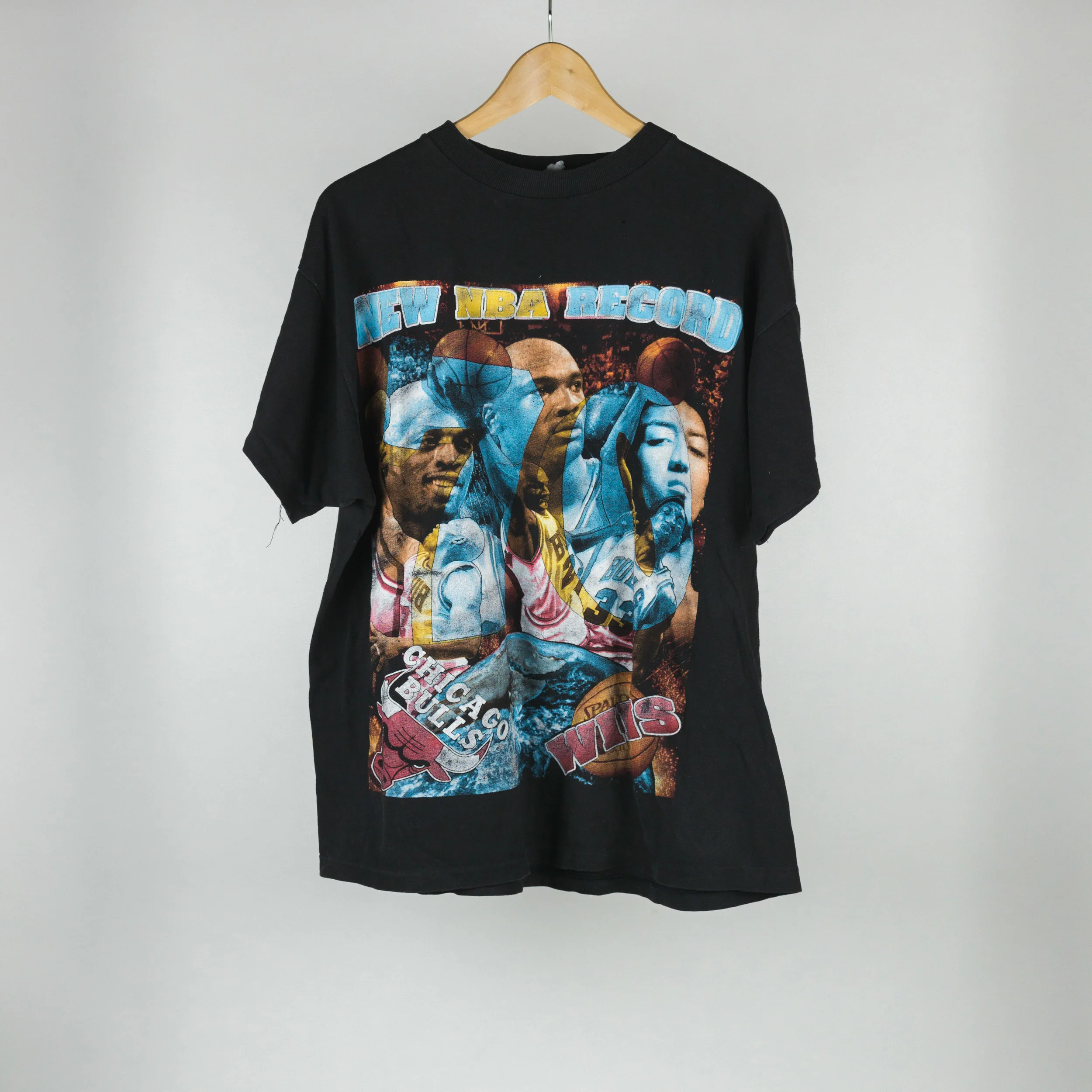 Sz L Vintage Chicago Bulls 70 Win Tee