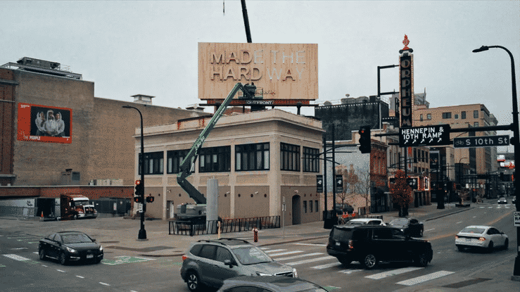 MTHW_WOOD_BILLBOARD_INSTALL-high.gif