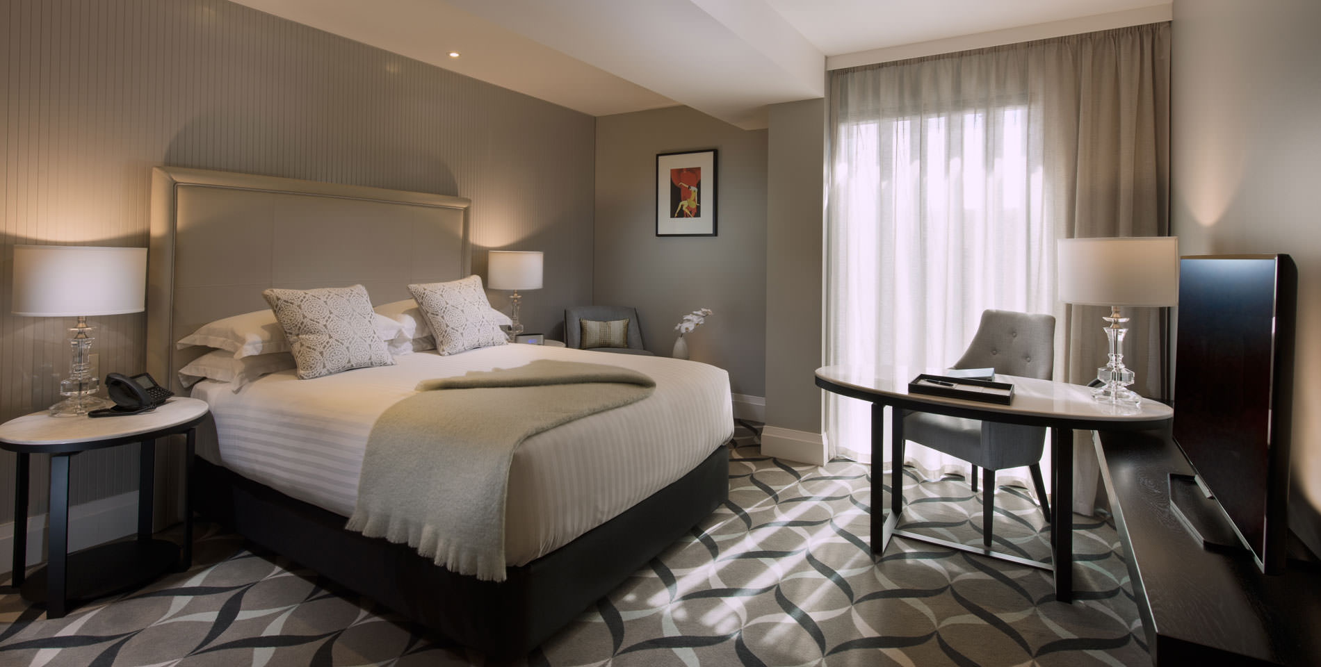 superior-queen-room.jpg