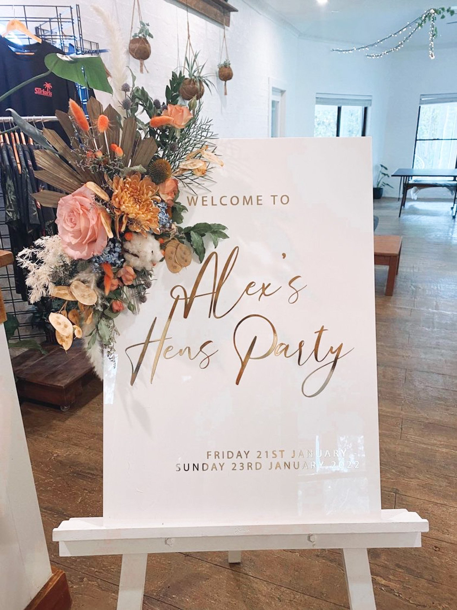 Gold Coast Flower Walls GOLD COAST FLOWER WALLS