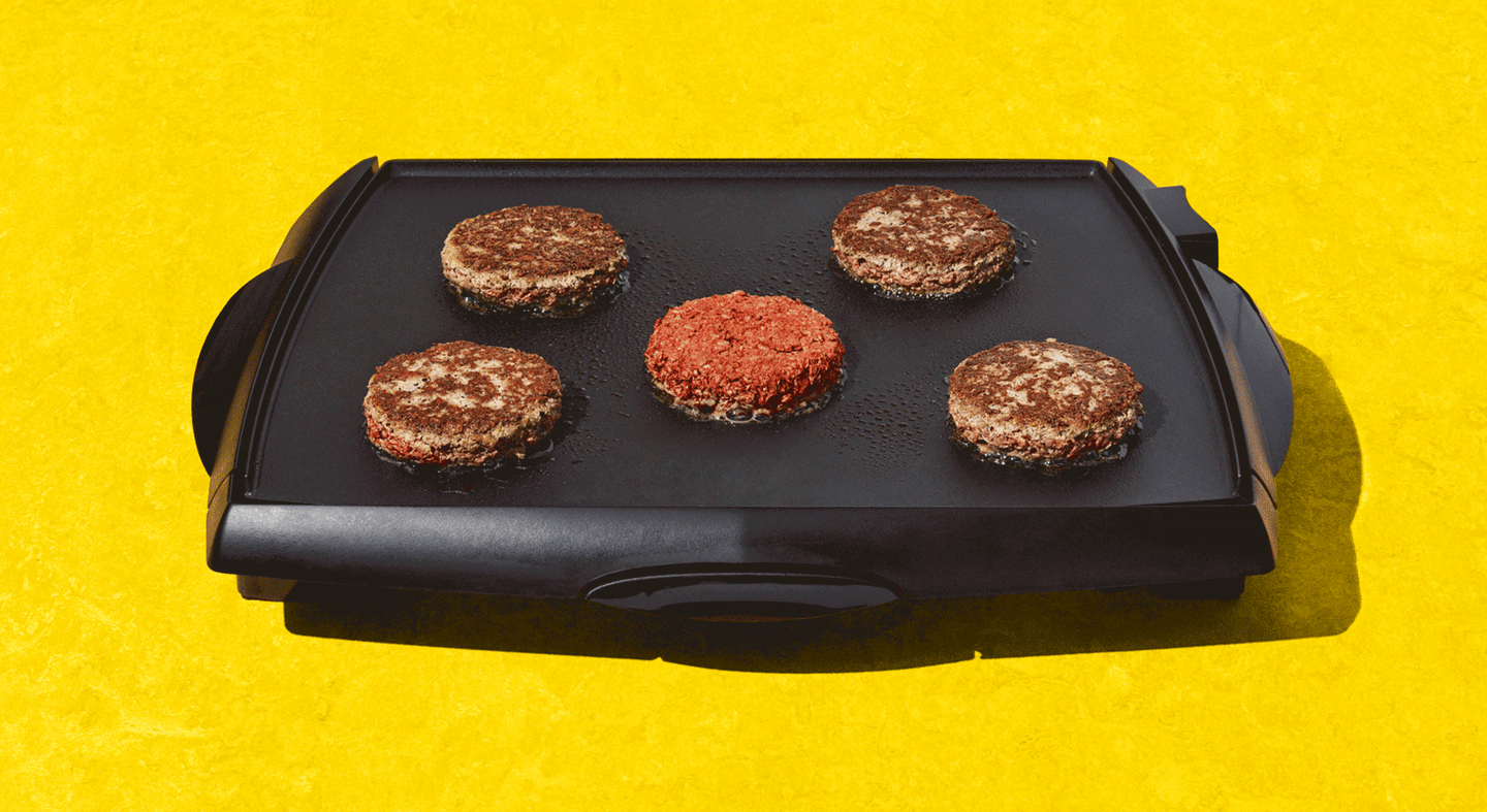 Cooking-patties-v2_GIF_Frames_2560x1400.gif