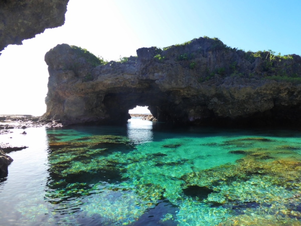 The beautiful colours of Limu Pools