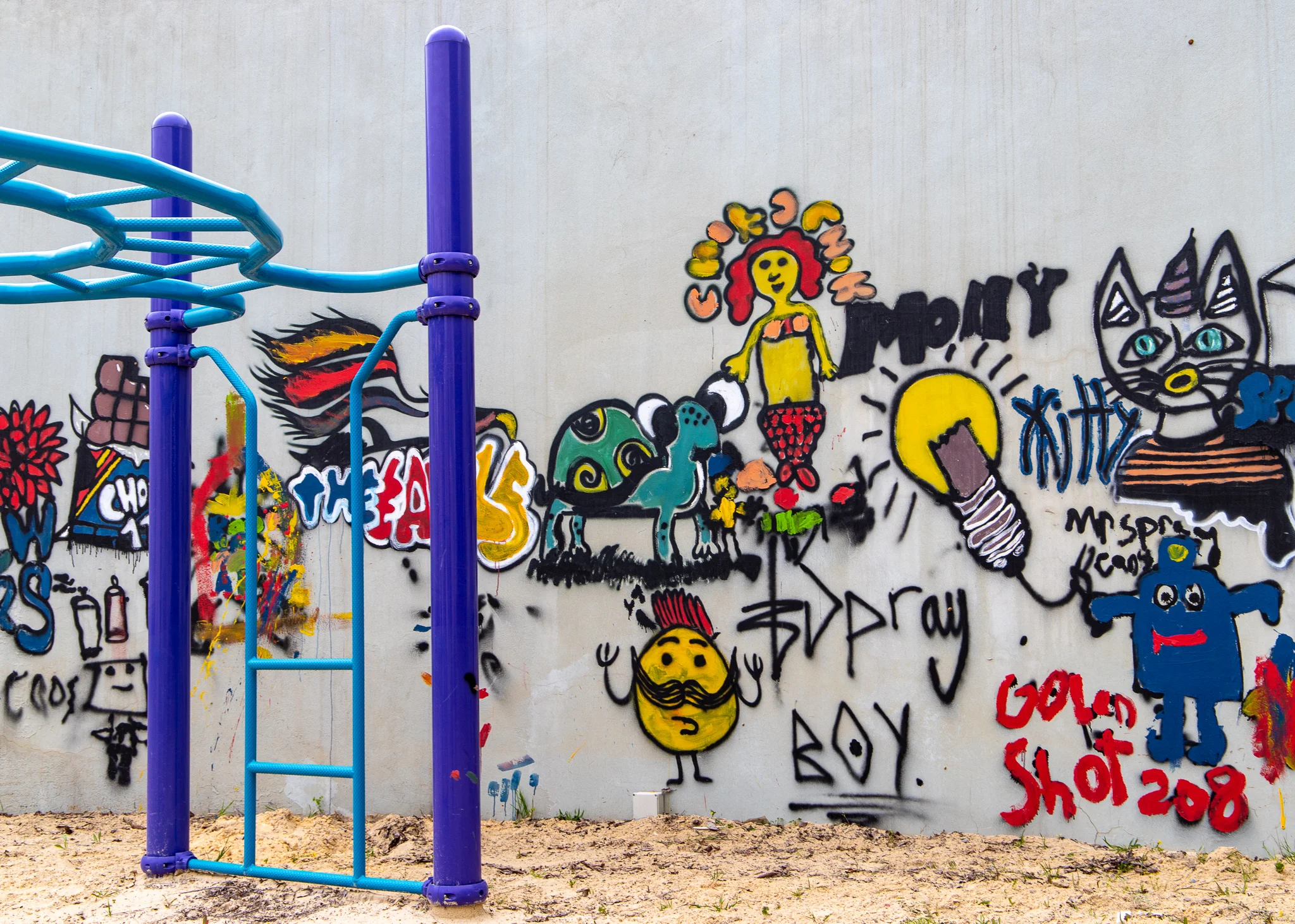 Apparently there’s a burgeoning graffiti scene in Amman, which also extends to playgrounds