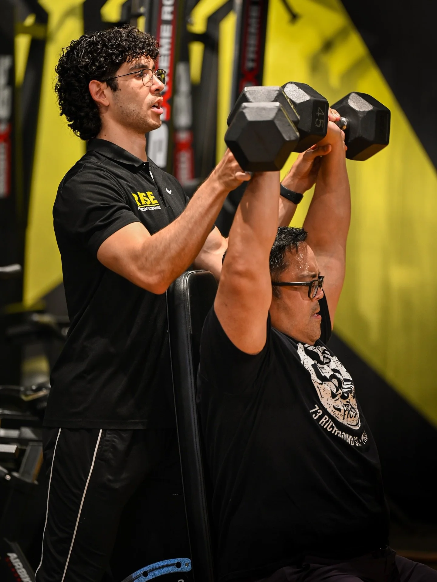 The best investment you can make is in yourself. Our coaches are here to make sure every session moves you closer to your goals. 💪🏼💪🏼 

#personaltraining #semiprivatetraining #strengthtraining #risepersonaltraining
