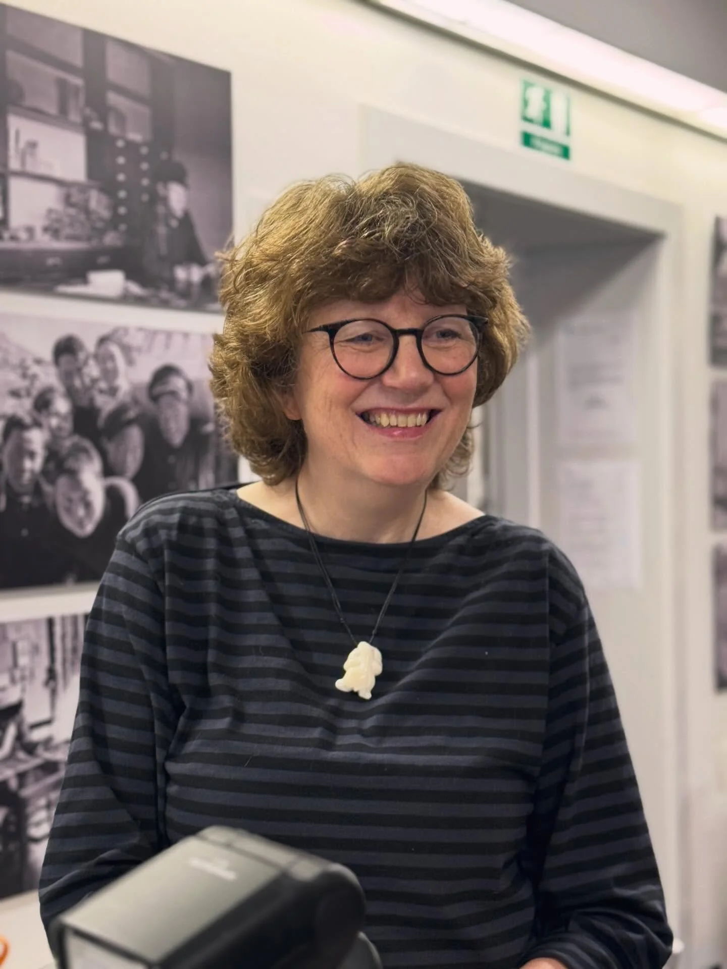 Vi er S&Aring; stolte over at v&aelig;re de f&oslash;rste til at pr&aelig;sentere denne flotte fotoudstilling!🌟

Tusind tak for en fantastisk fernisering i g&aring;r, hvor Helene Brochmann fortalte om tilblivelsen af &ldquo;Daamani - Dengang i &Osla