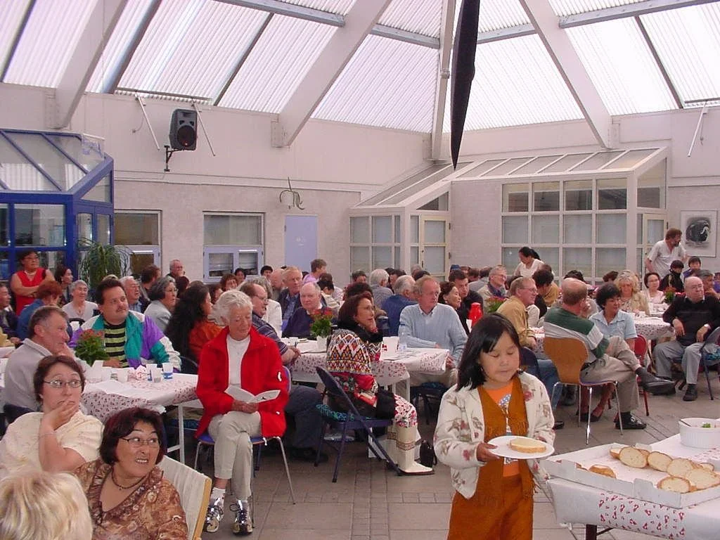 Nationaldag 2003 gæster (5).jpg