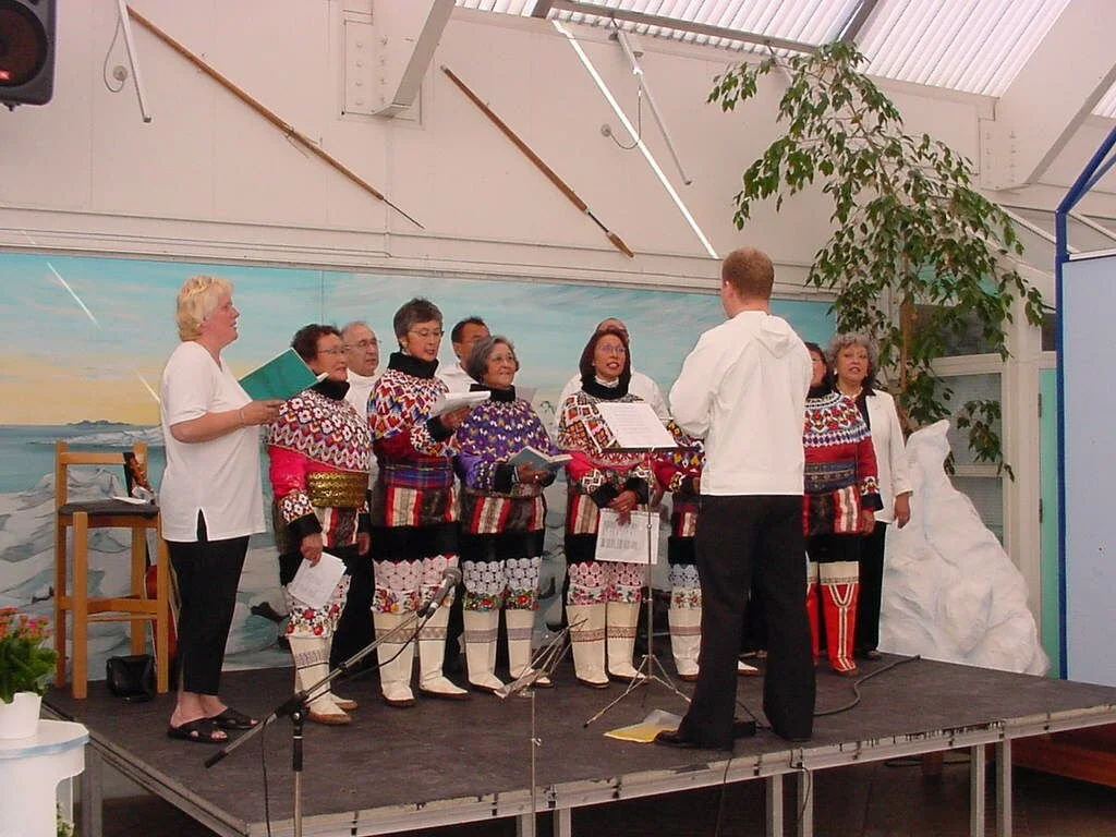 Nationaldag 2003 kor (2).jpg