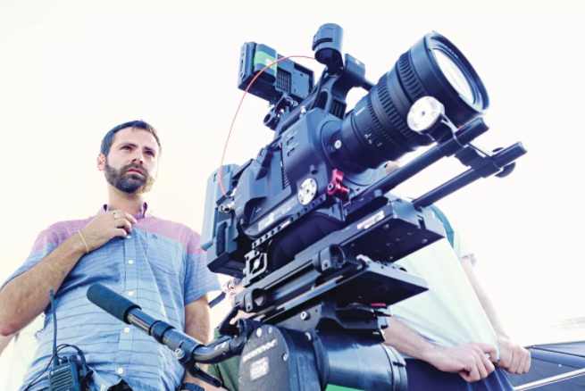 One Day on the Set of Justin Long’s New Comedy