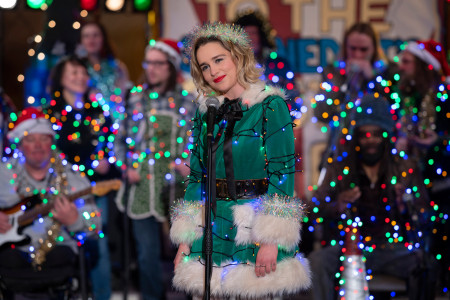 It's Easy To Give Emilia Clarke Your Heart In 'Last Christmas'