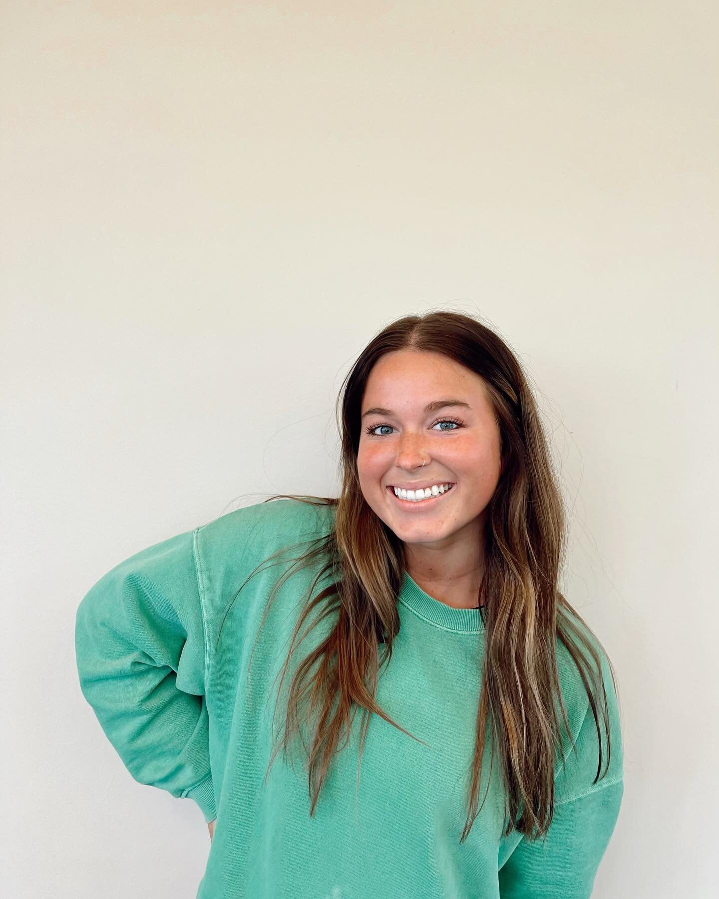 Hours + Book Spray Tanning in Augusta, Airbrush Tanning in