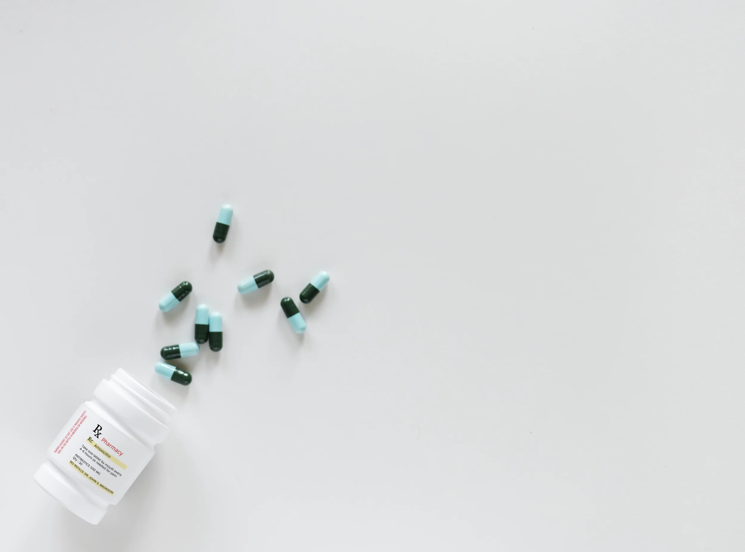 Los ciudadanos pueden comunicar sospechas de reacciones adversas a medicamentos al Sistema Español de Farmacovigilancia