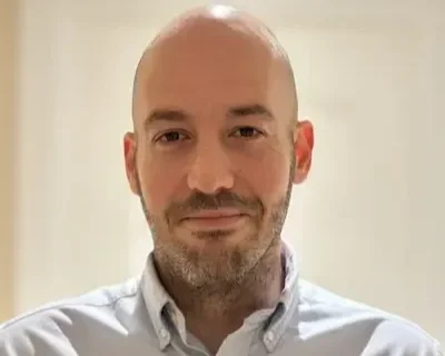 English-speaking therapist in Madrid.