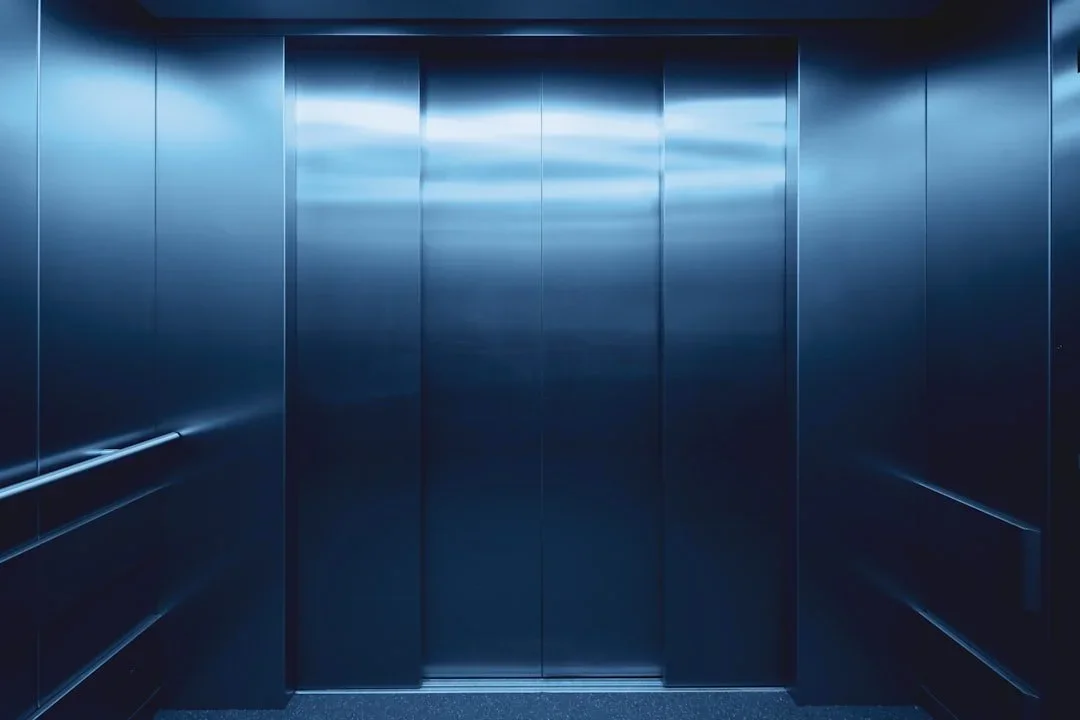 Fobia a espacios cerrados (claustrofobia).