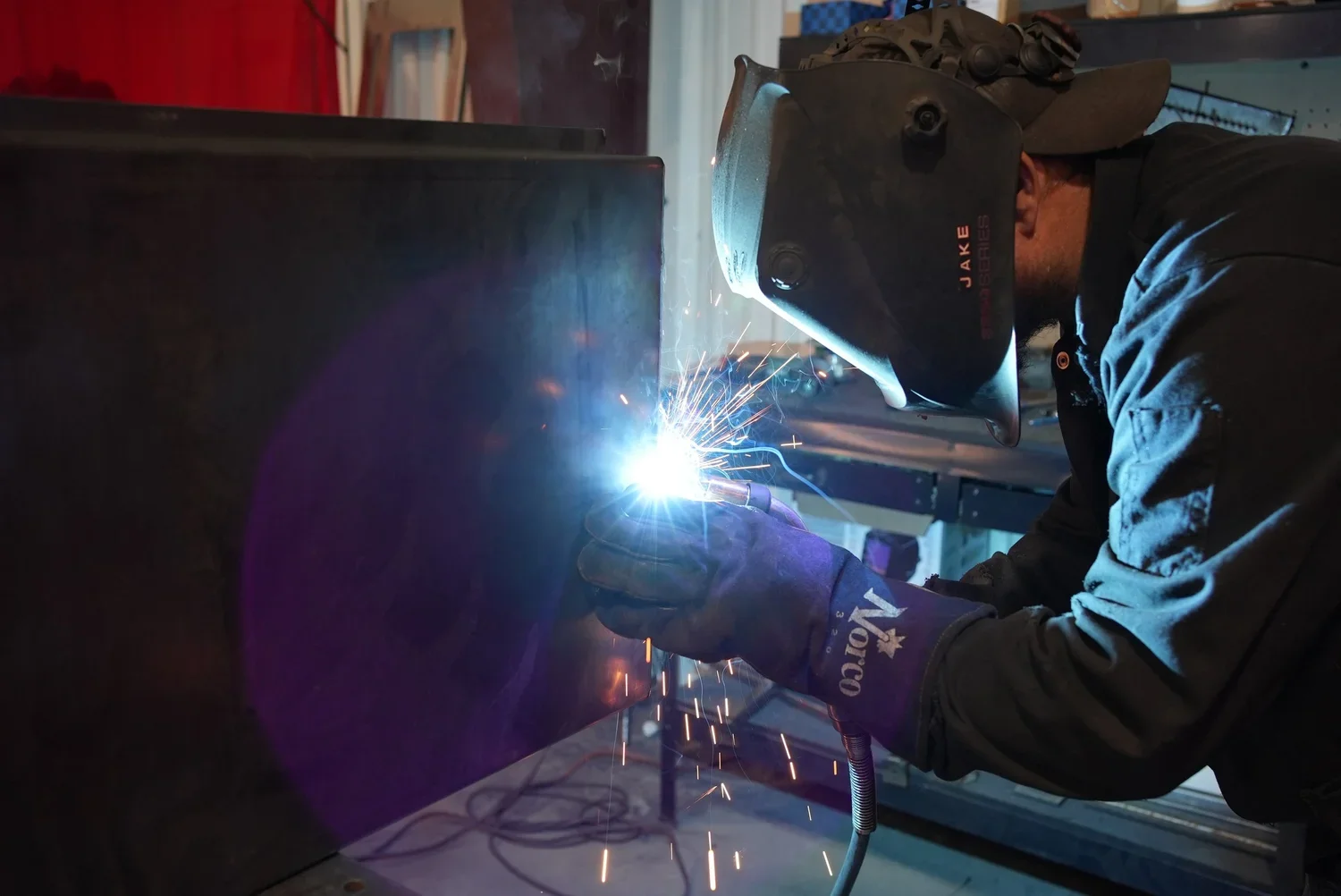 Mig Welding at Kni-Co