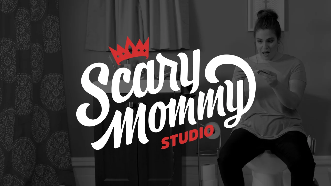 scarymommy_background_studio copy.jpg