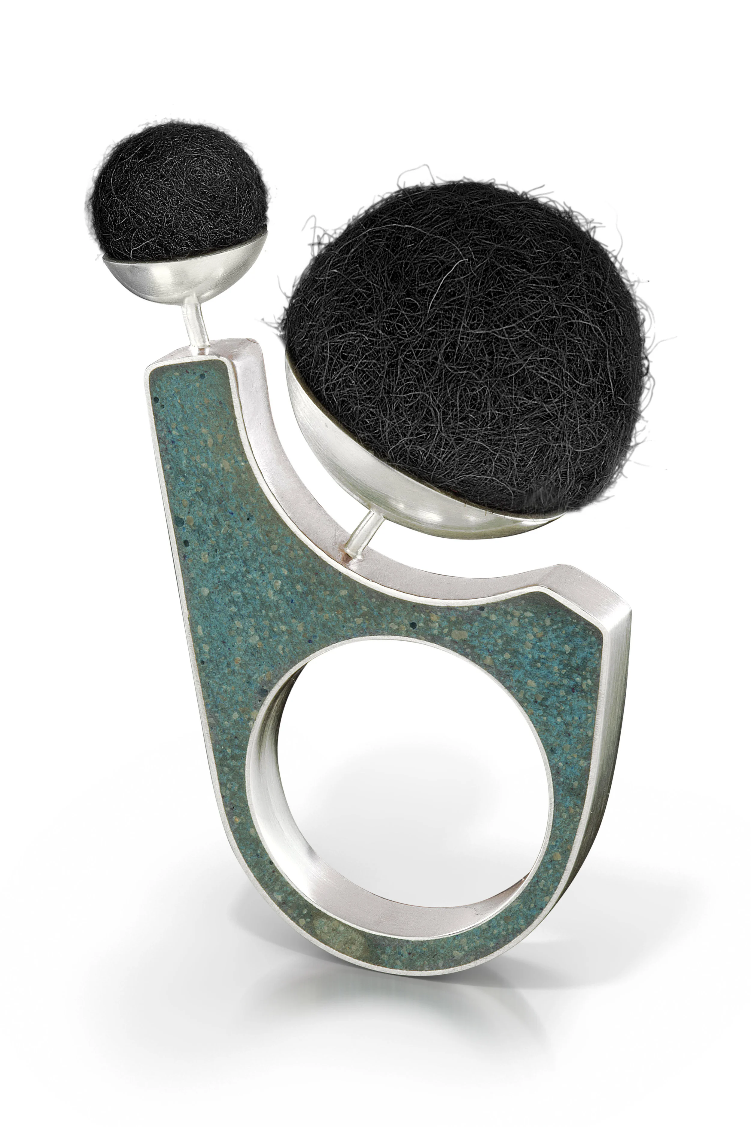 2 Balls Ring