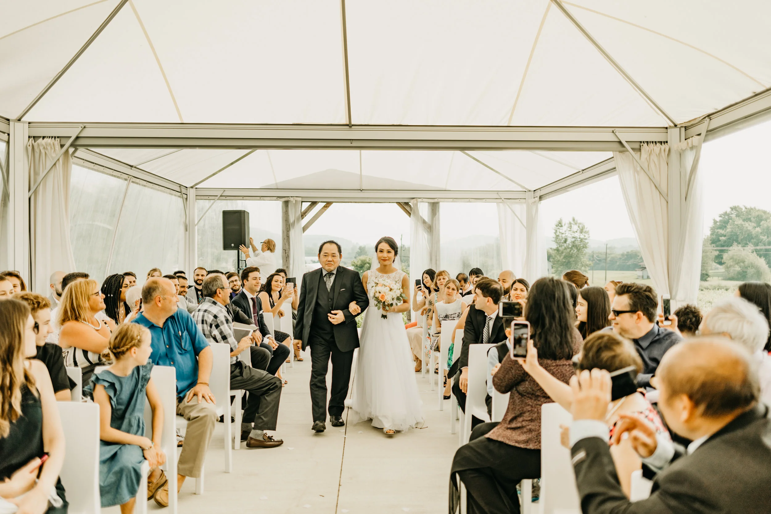 Mariage-Au-Jardin-Demmanuel-Oka-Quebec-3157.jpg