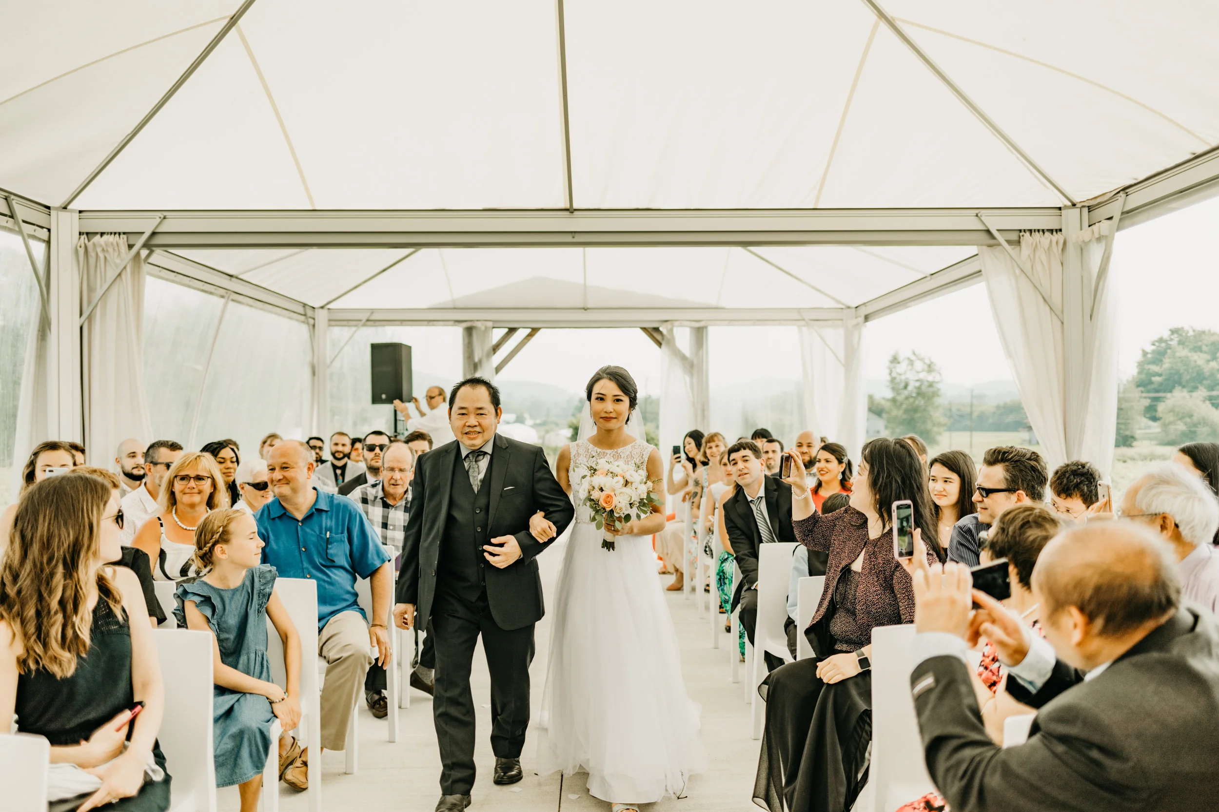 Mariage-Au-Jardin-Demmanuel-Oka-Quebec-3162.jpg