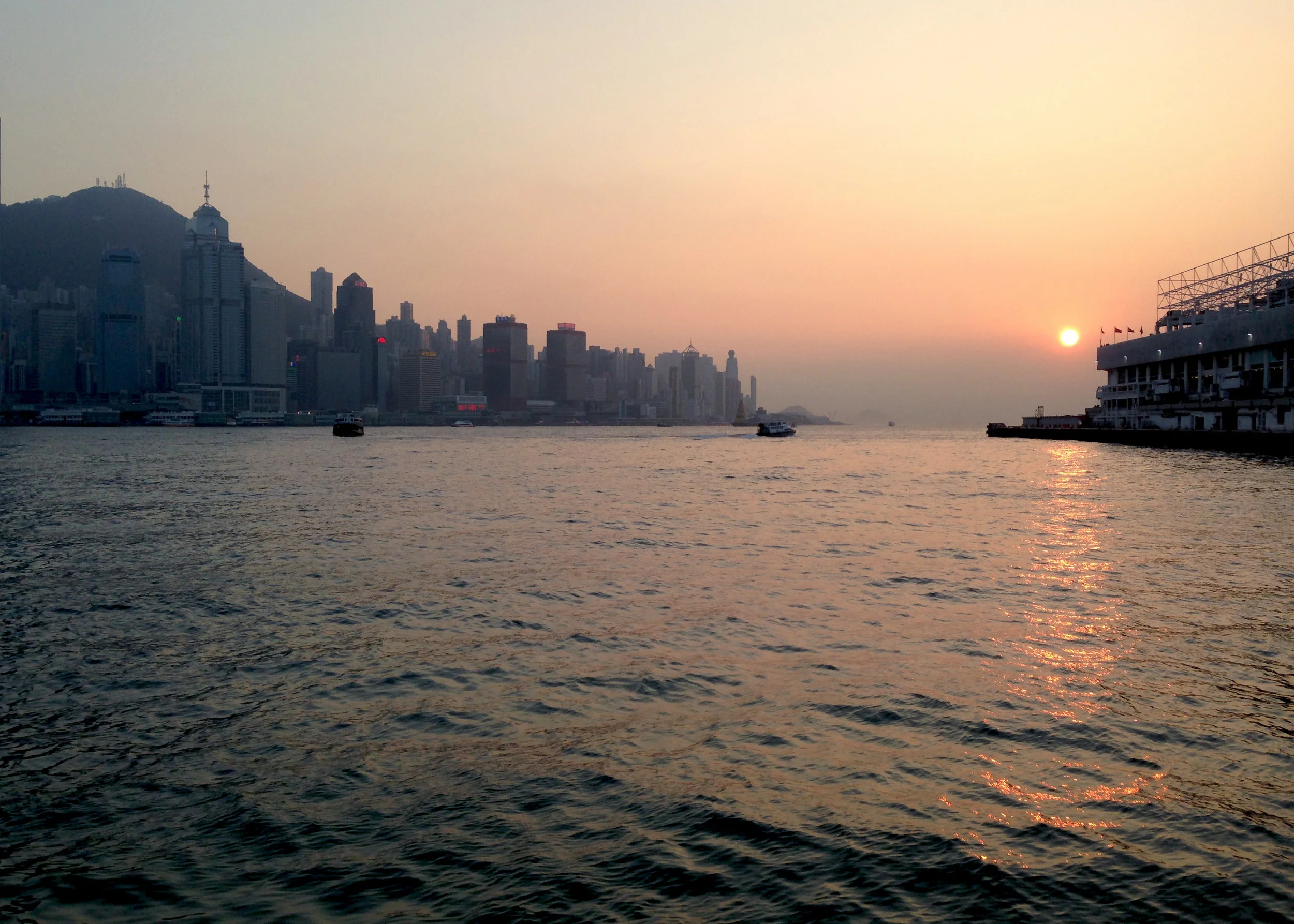 hong kong.jpg