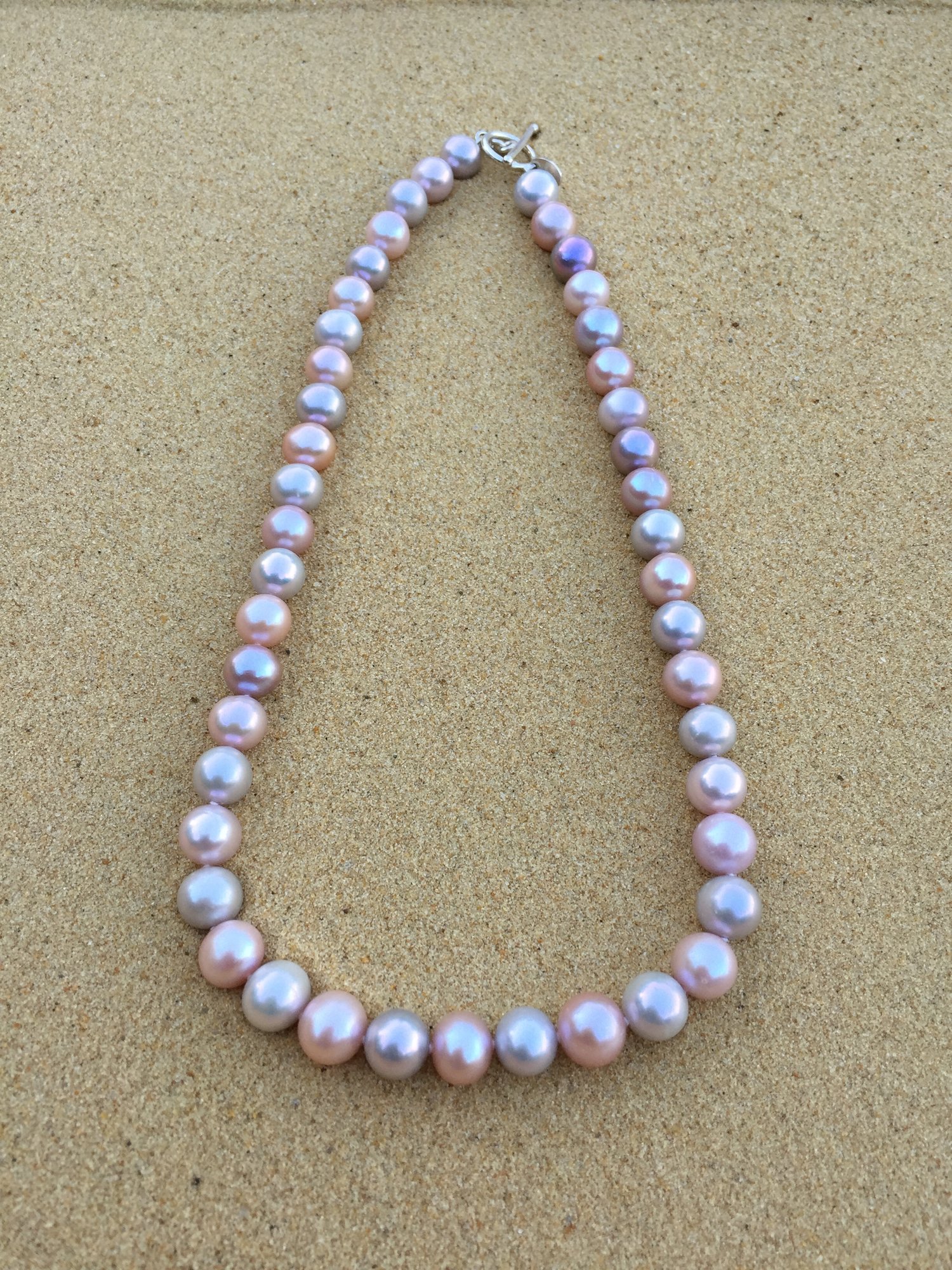 Lilac pearl hotsell necklace
