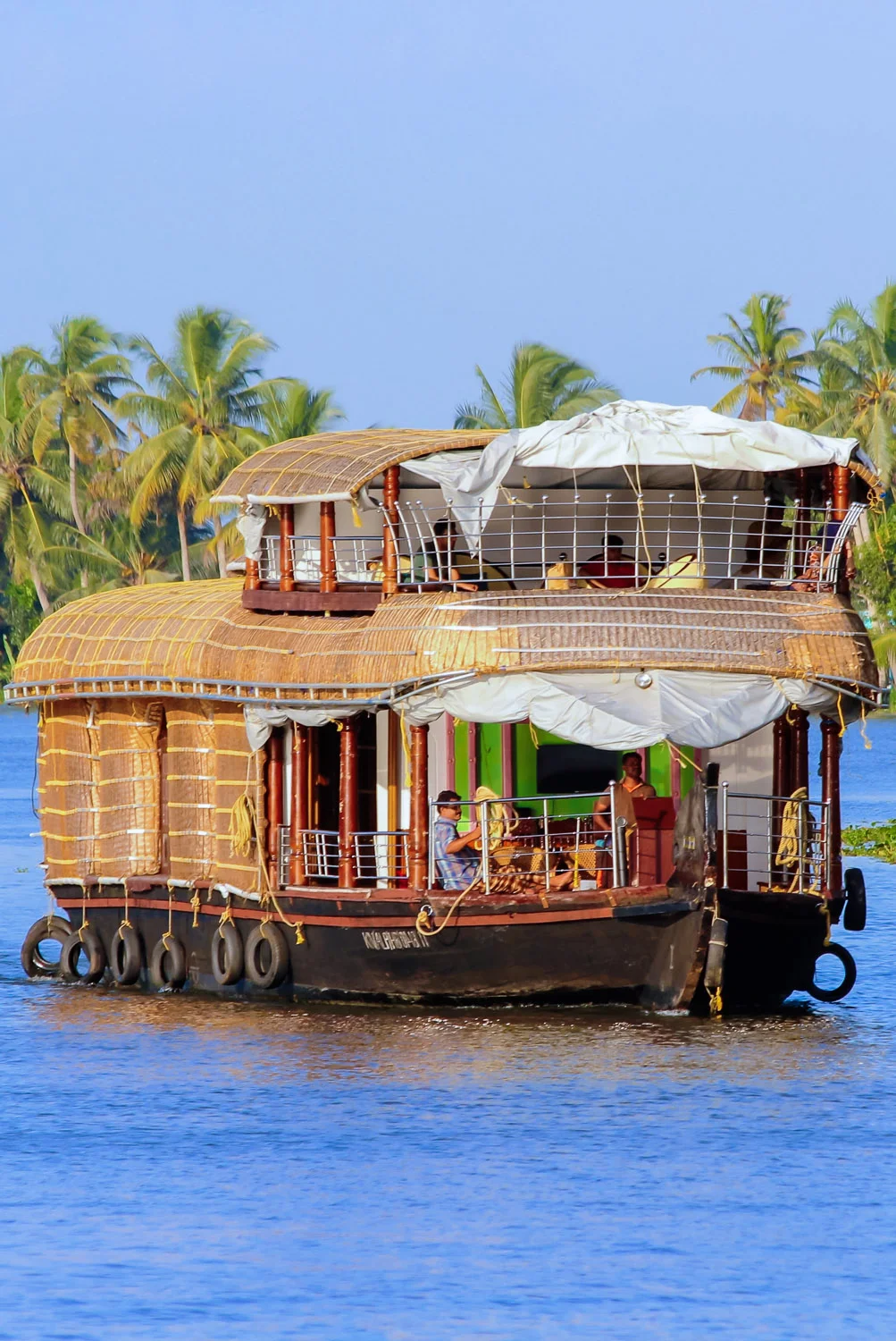 Cruising the Kerala Backwaters on a Houseboat