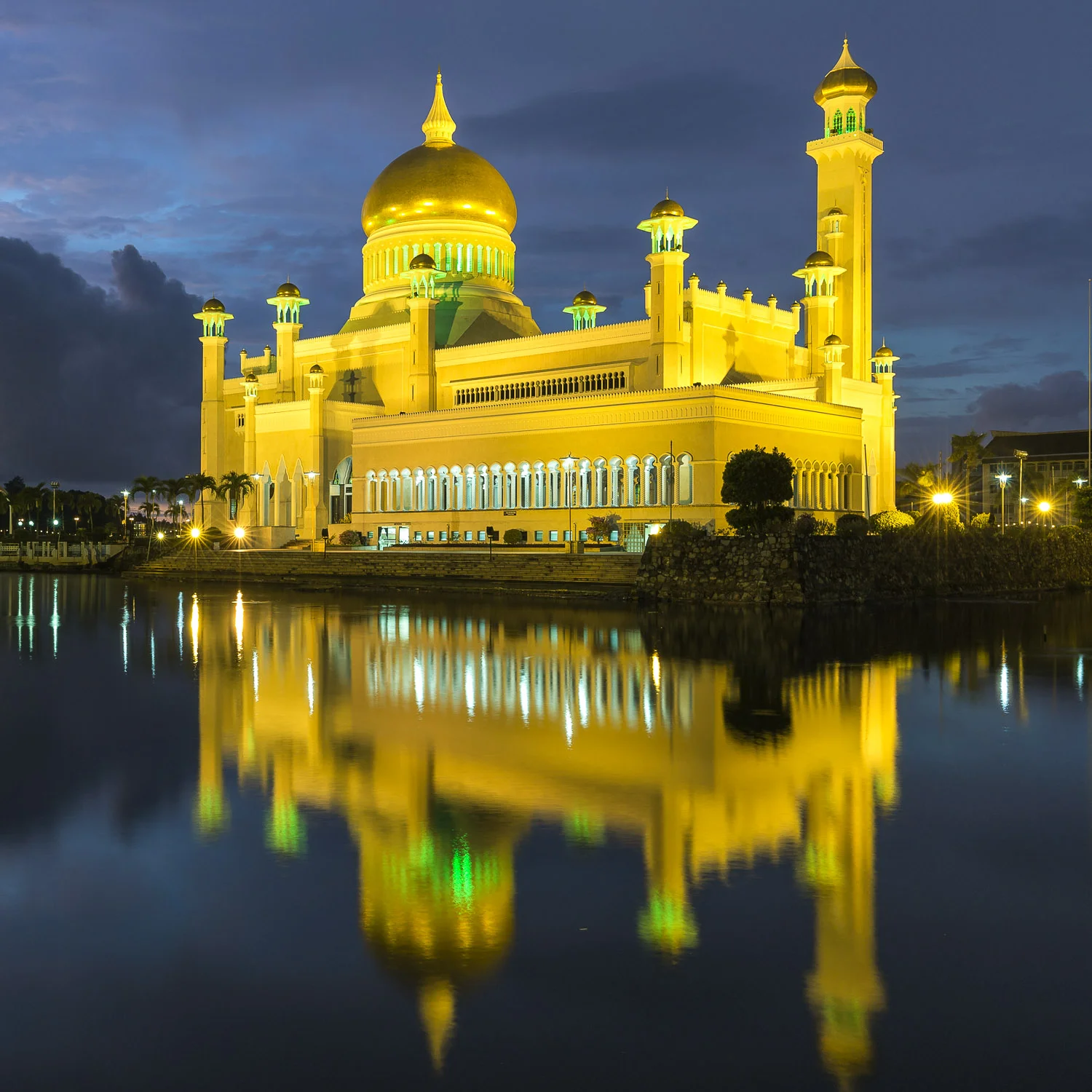 Brunei Travel Guide