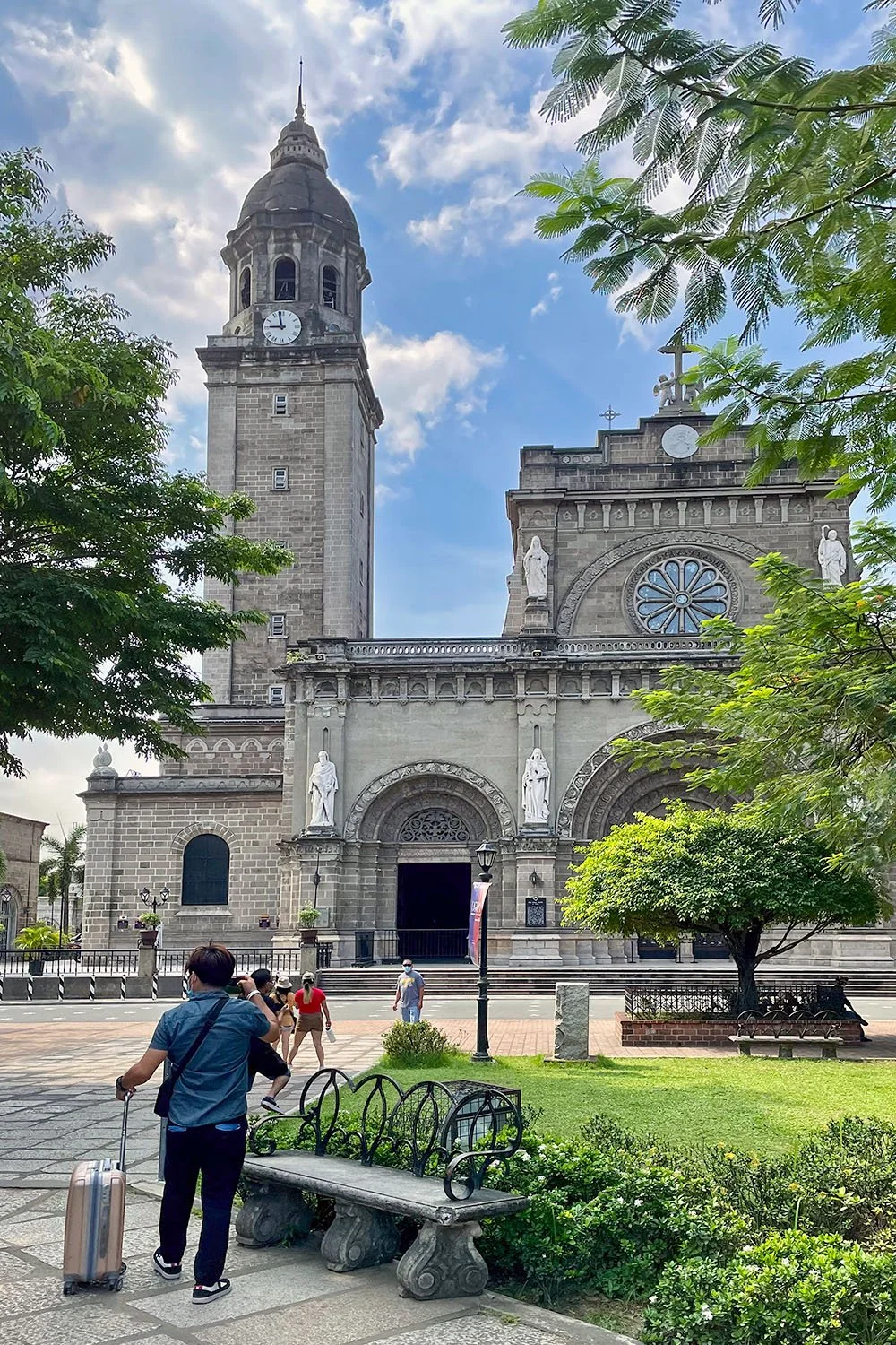 Where to Stay When Visiting Intramuros, Manila