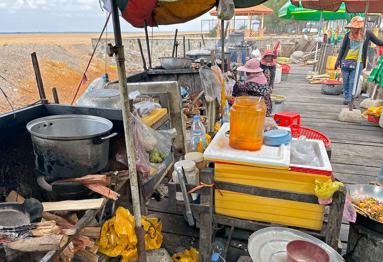 kampot-kep-crab-market-4.jpg