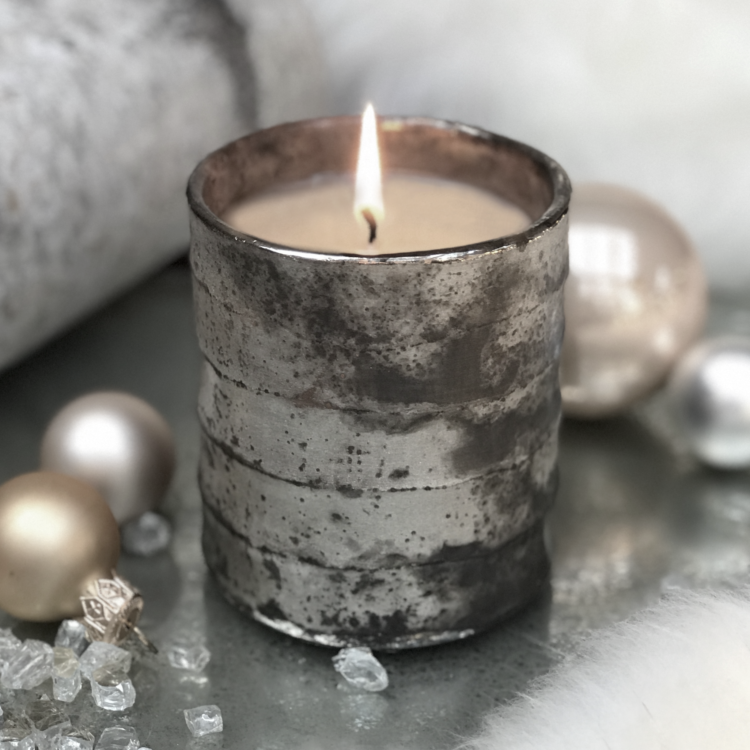 HOLIDAY CANDLE 2017 product shot.png