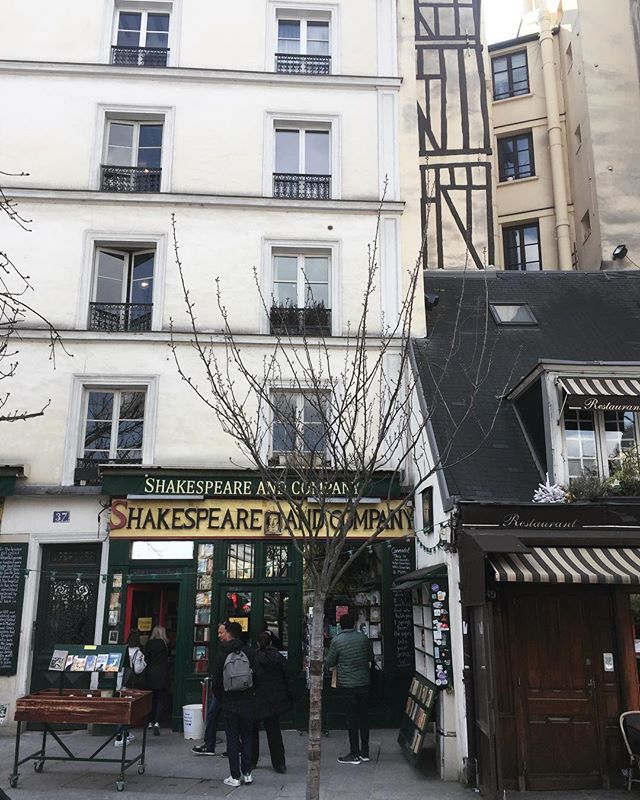 &ldquo;I created this bookstore like a man would write a novel, building each room like a chapter, and I like people to open the door the way they open a book, a book that leads into a magic world in their imagination.&rdquo; 📚George Whitman