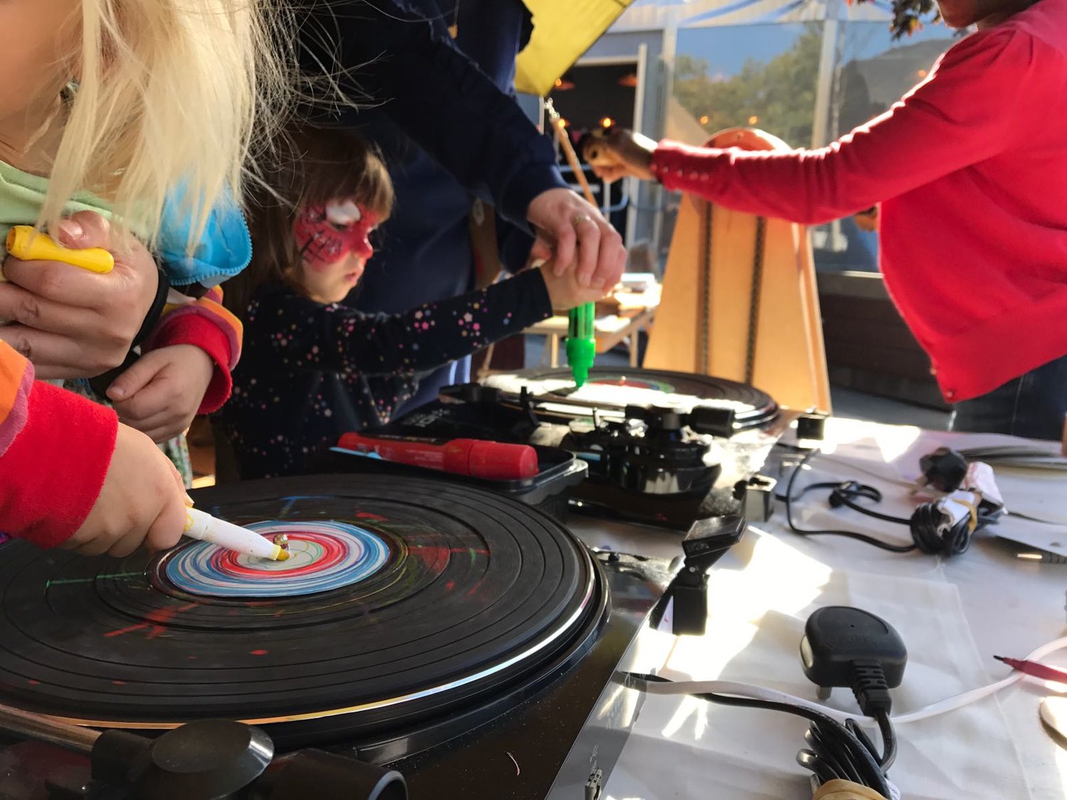 Spinning art at High Tide festival with Bebop Baby.