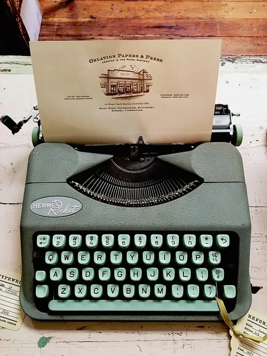 Papers-Teal-Typewriter-Oblation-Rocket-Hermes-2569200.jpg