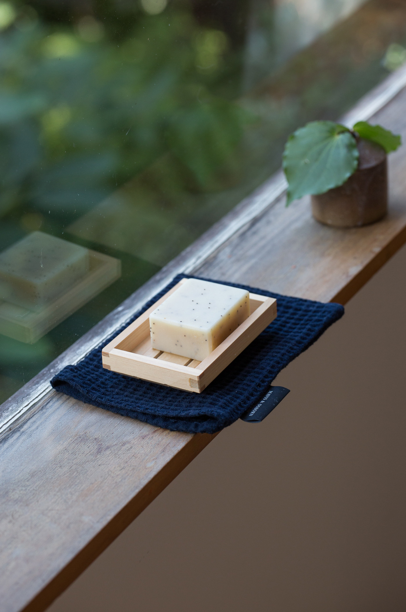 washcloth-1_a95f6c00-b248-4b05-bc69-82340da2820b.jpg