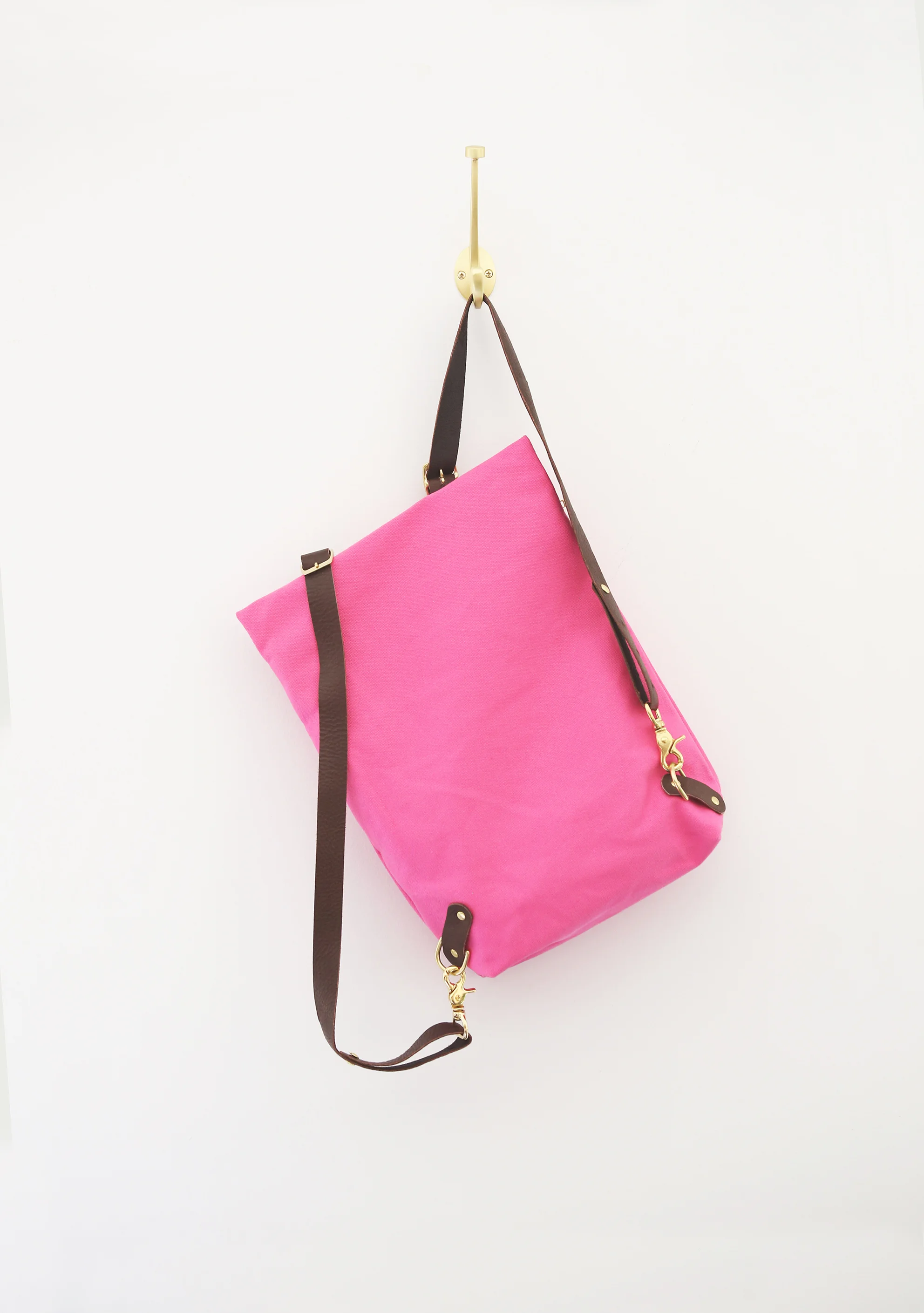 WPA_Pink_Backpack_Back_Hook.jpg