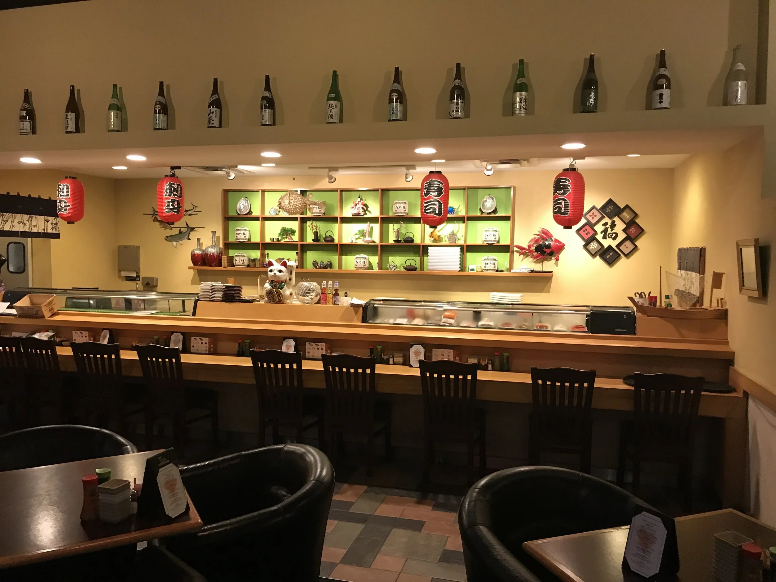 sushi bar.JPG