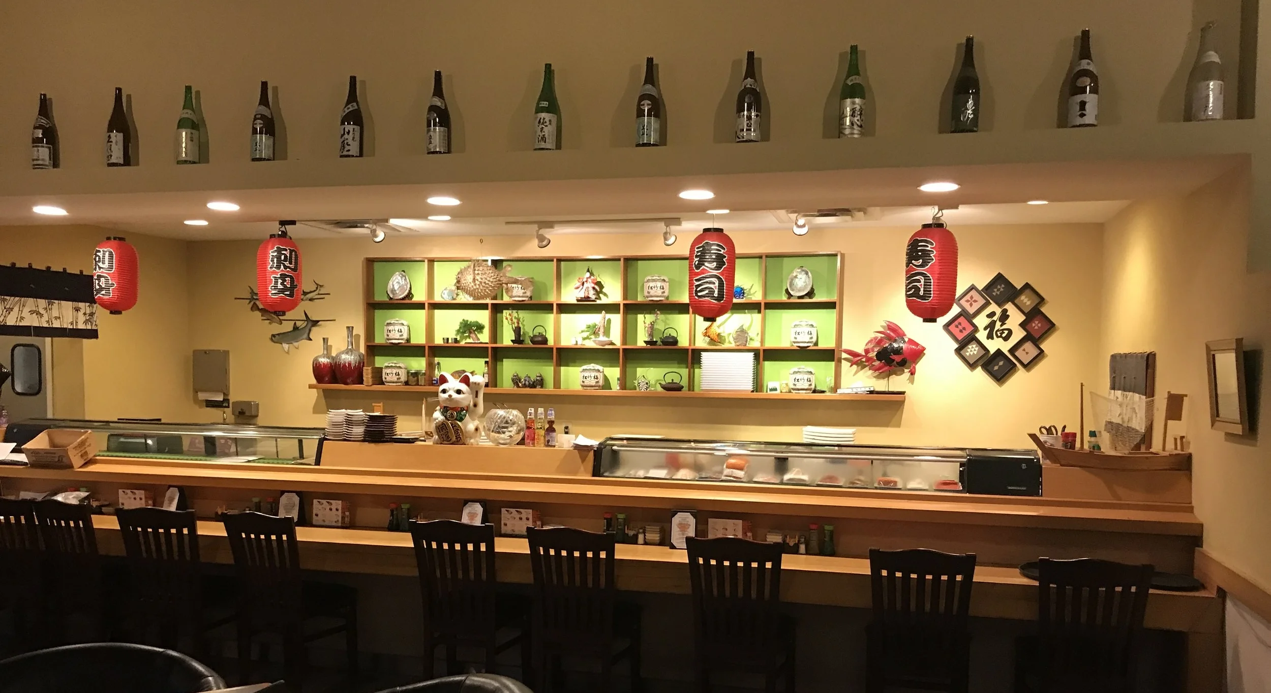 sushi bar.JPG