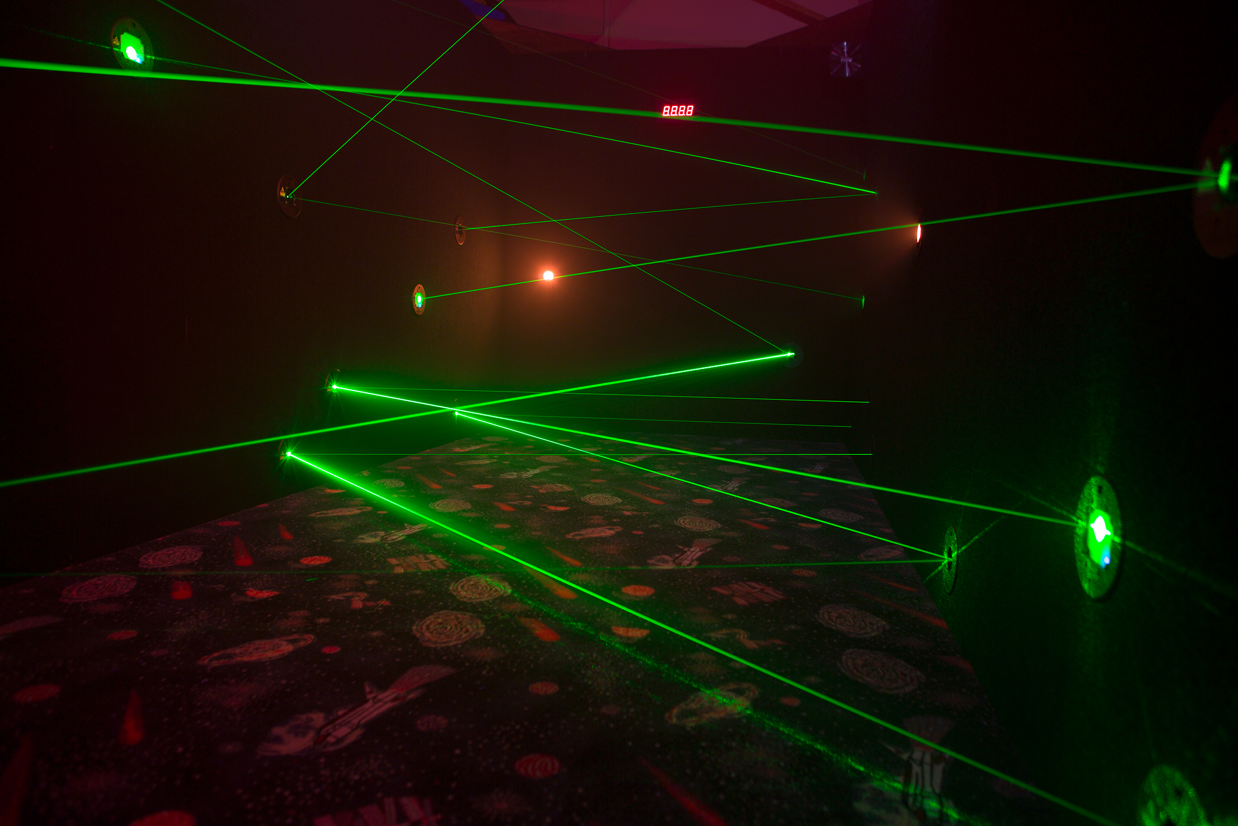 Lazer Maze at Glowgolf