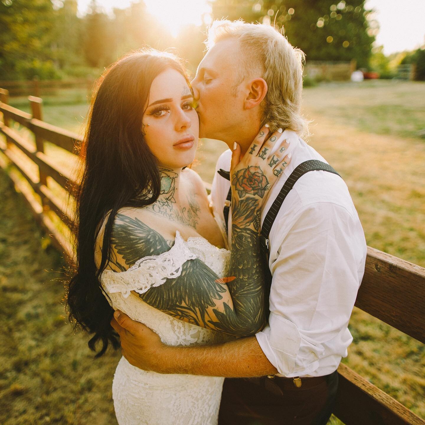 Sidney + Dalton are married! This backyard wedding was 🔥