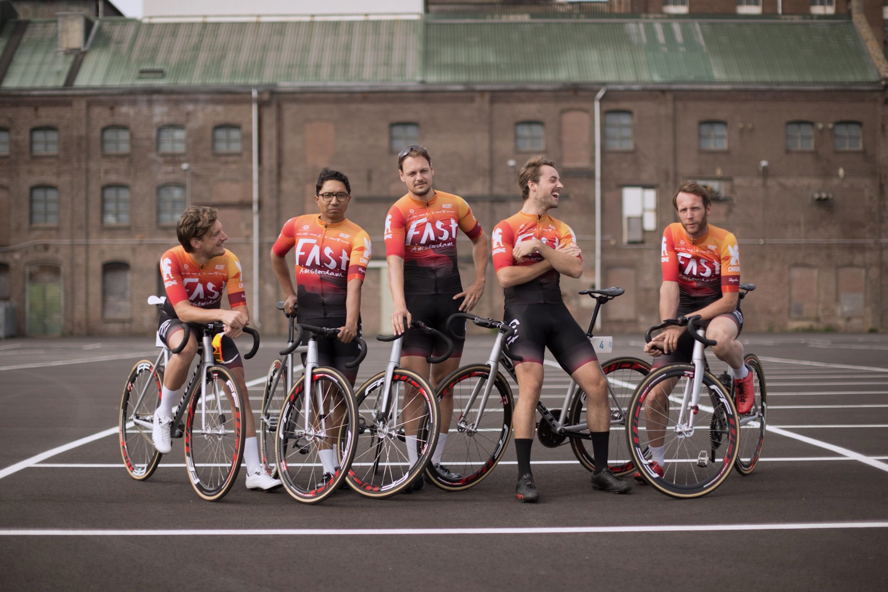 Rapha lanceert Rapha Custom