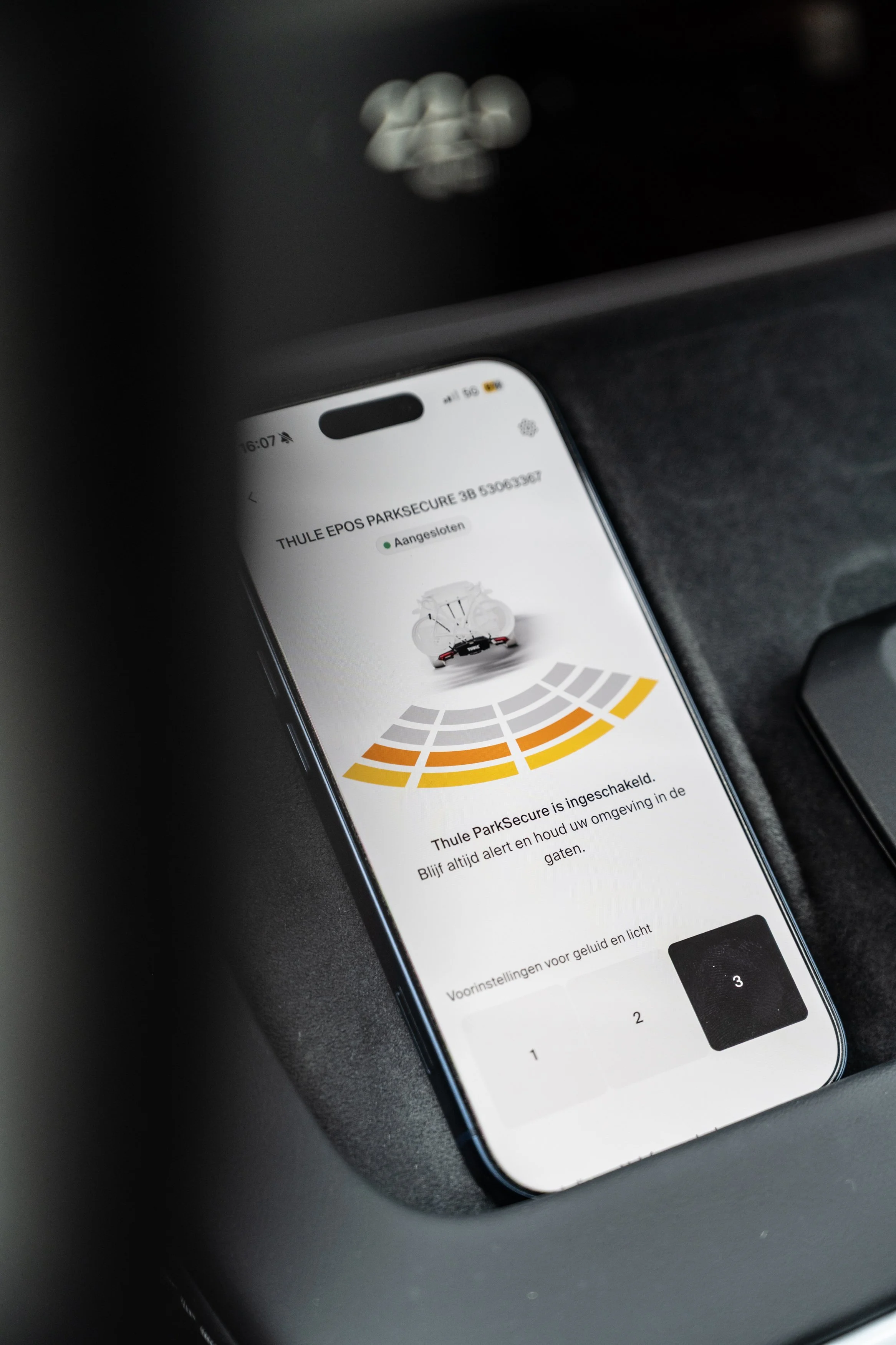 Thule Epos ParkSecure drie fietsen gerust op de trekhaak