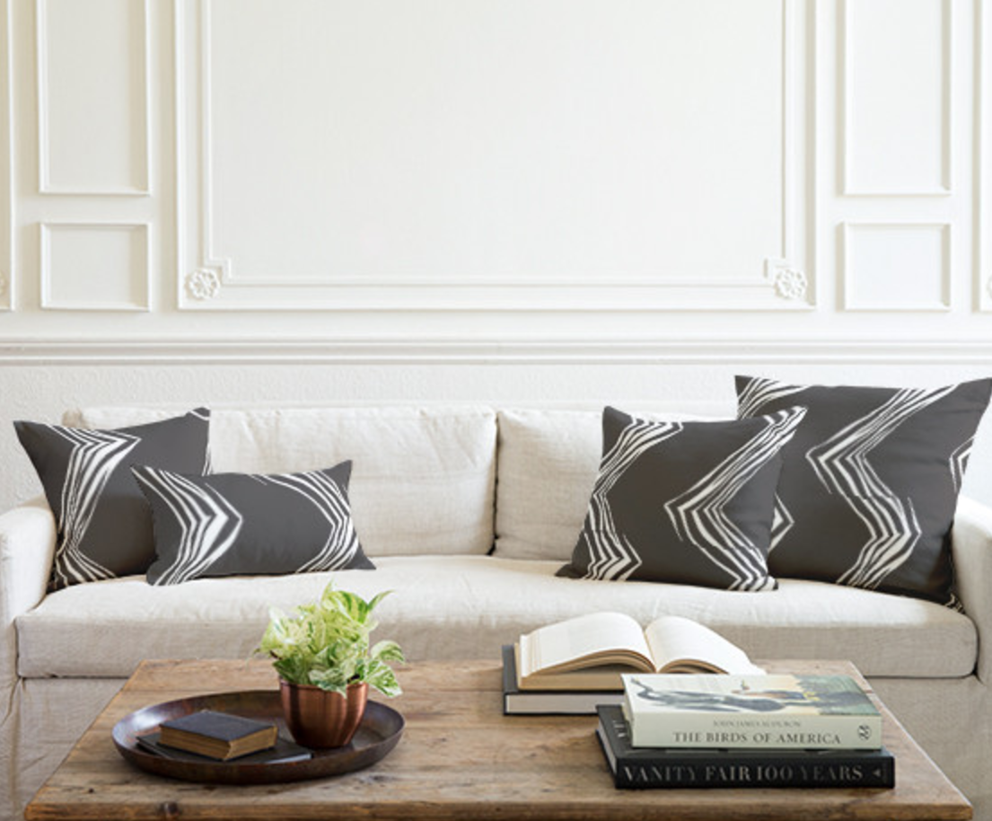 marissa_huber_br_minted_diagonal_sofa.png