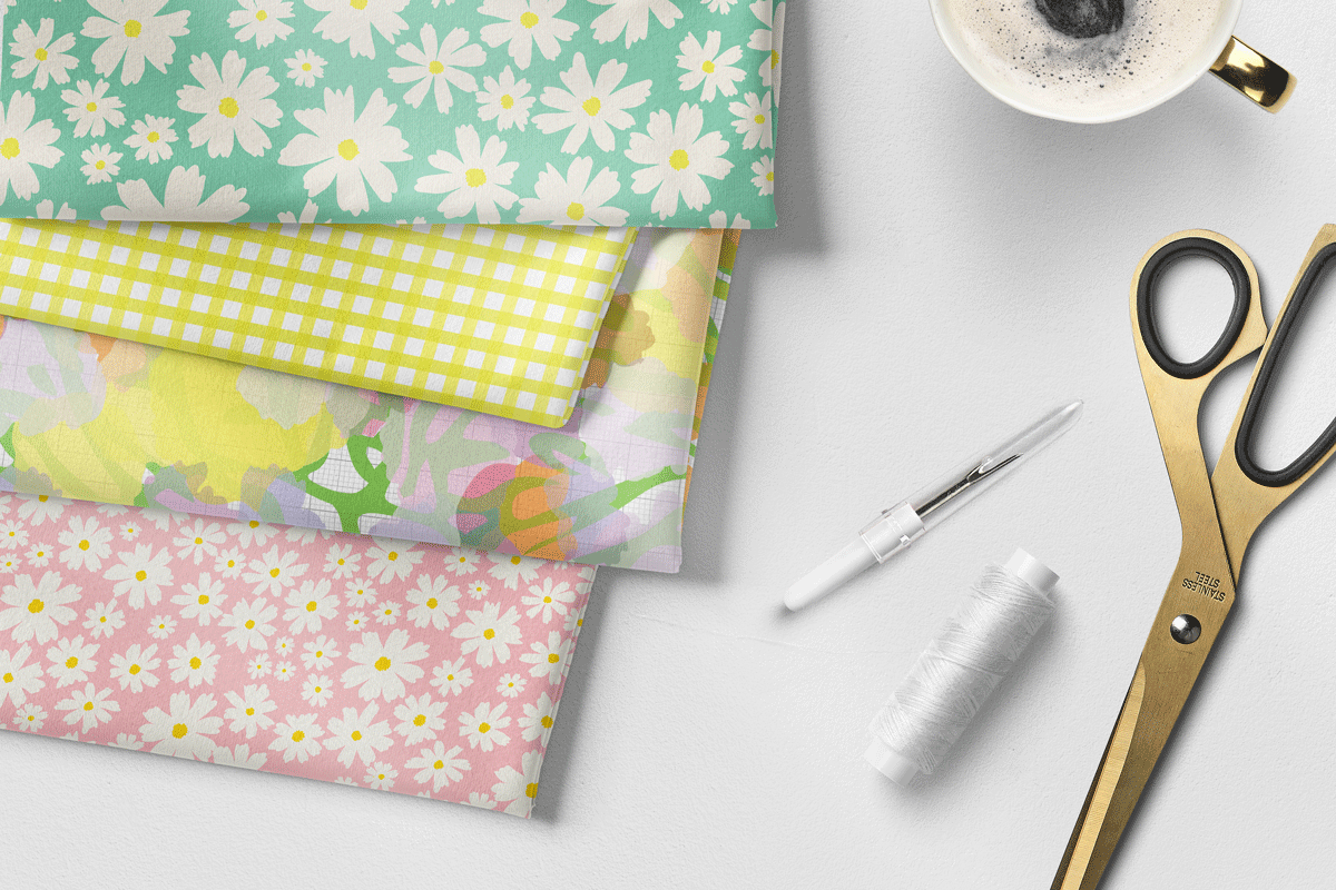 marissa_huber_mockup_daisies_flat_fabrics.gif
