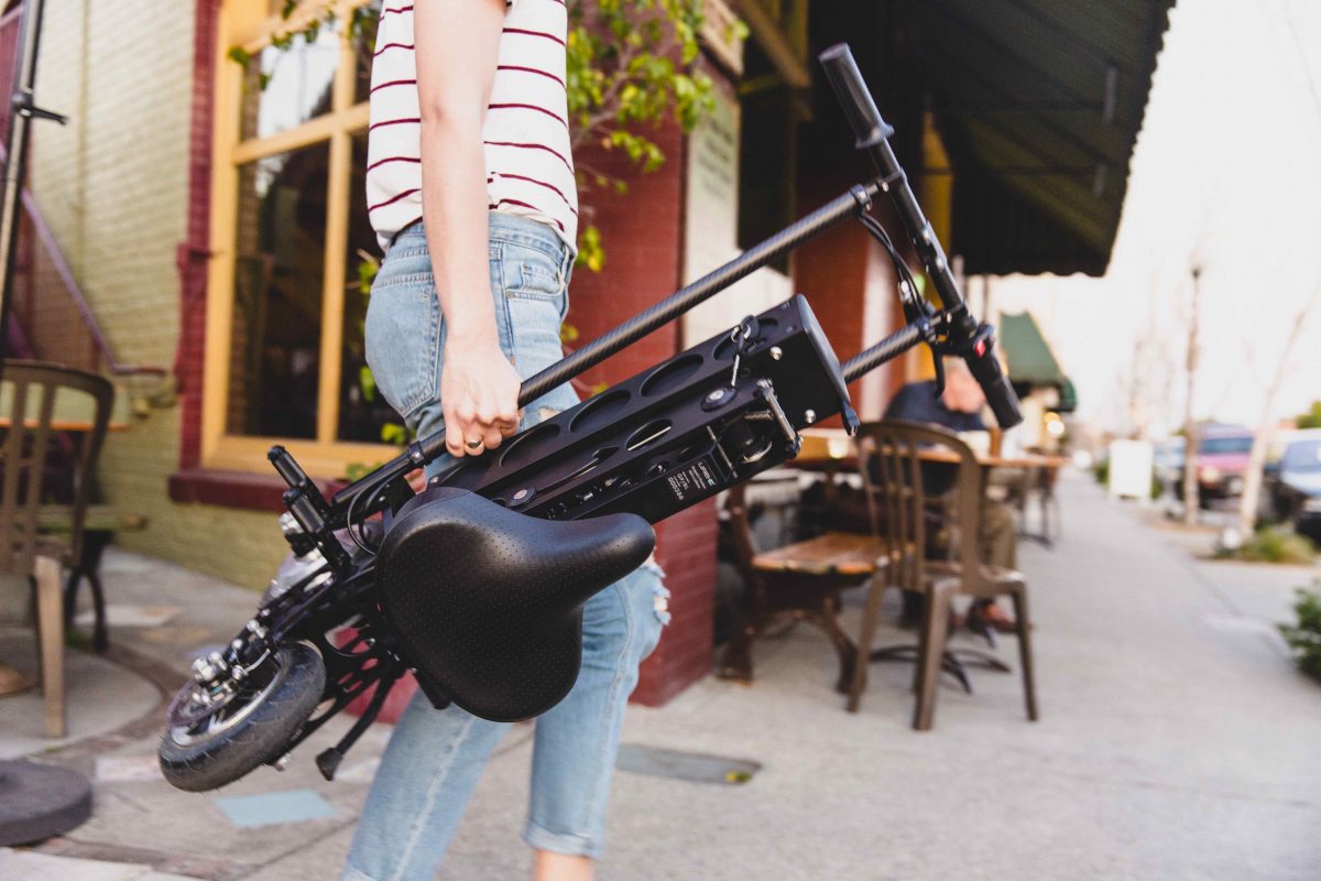 OjO-Commuter-Electric-Scooter-02.jpg