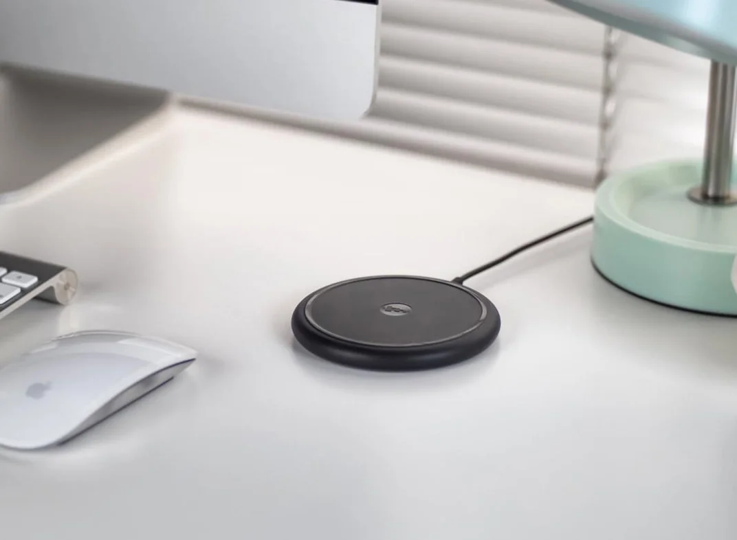 mophie wireless charger frillstash.jpg