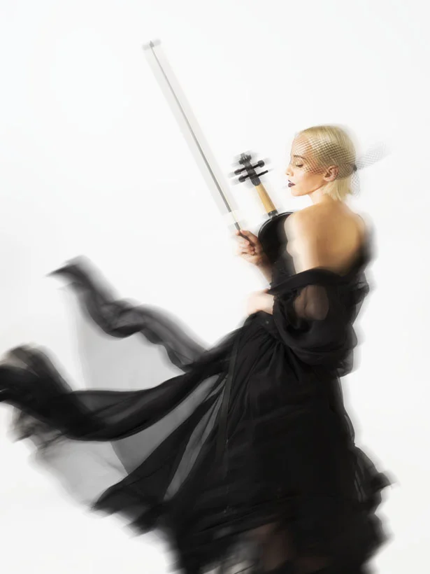 Margot_Moe_05.jpg